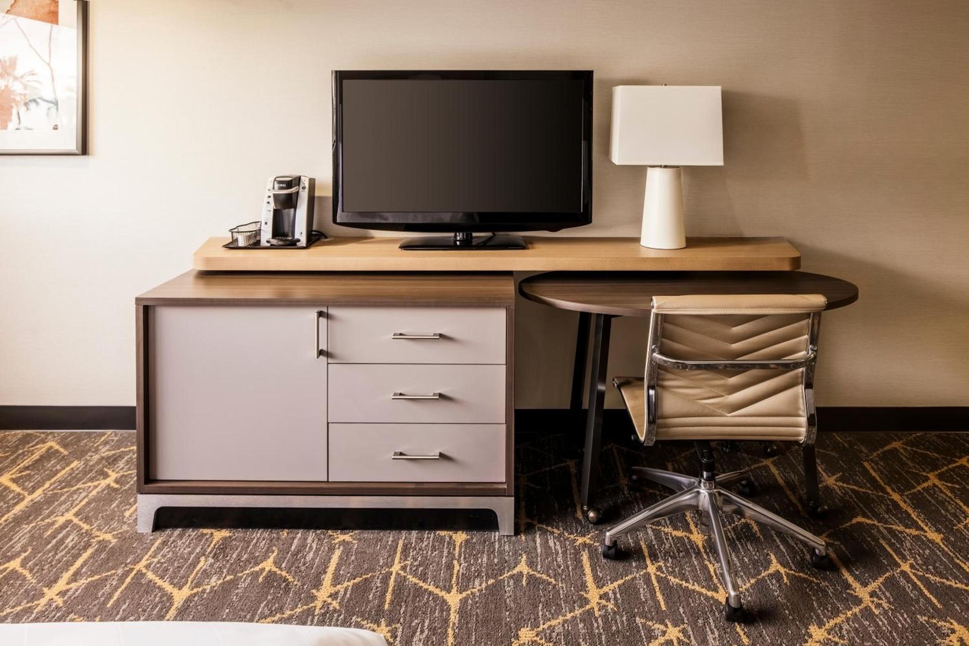 Holiday Inn Santa Ana-Orange Co Arpt by IHG photo 20