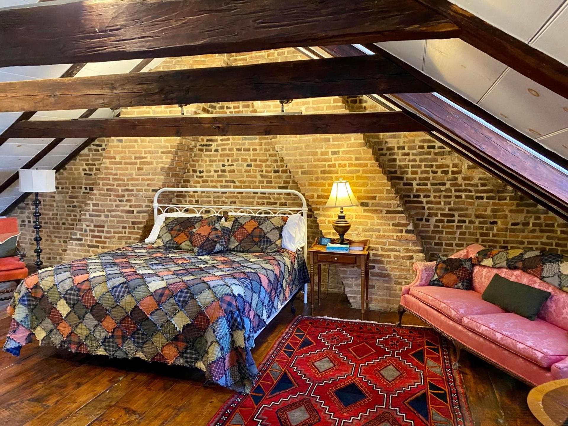 The Inn at Lincoln Square photo 33