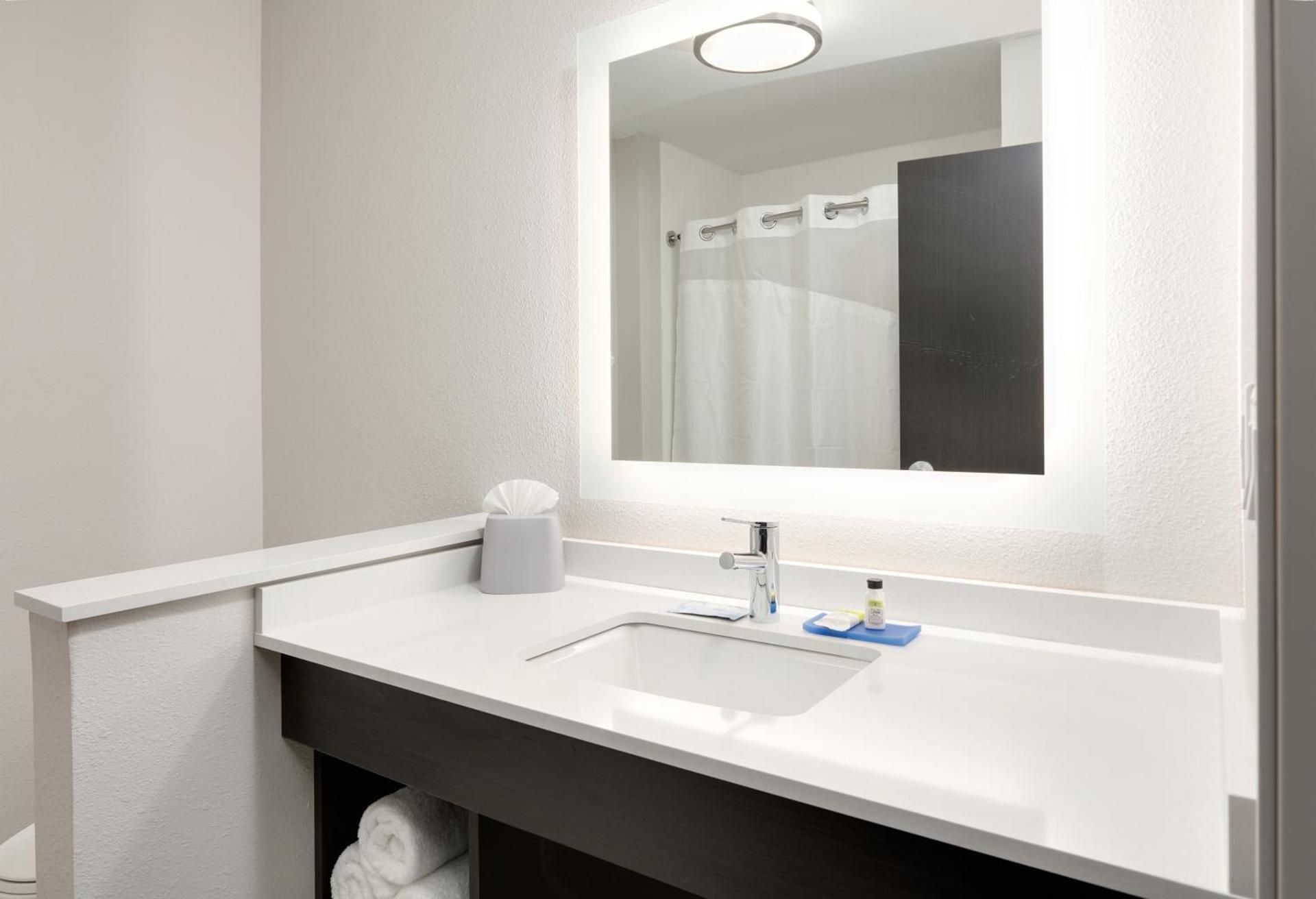 Holiday Inn Express - Kermit by IHG photo 20
