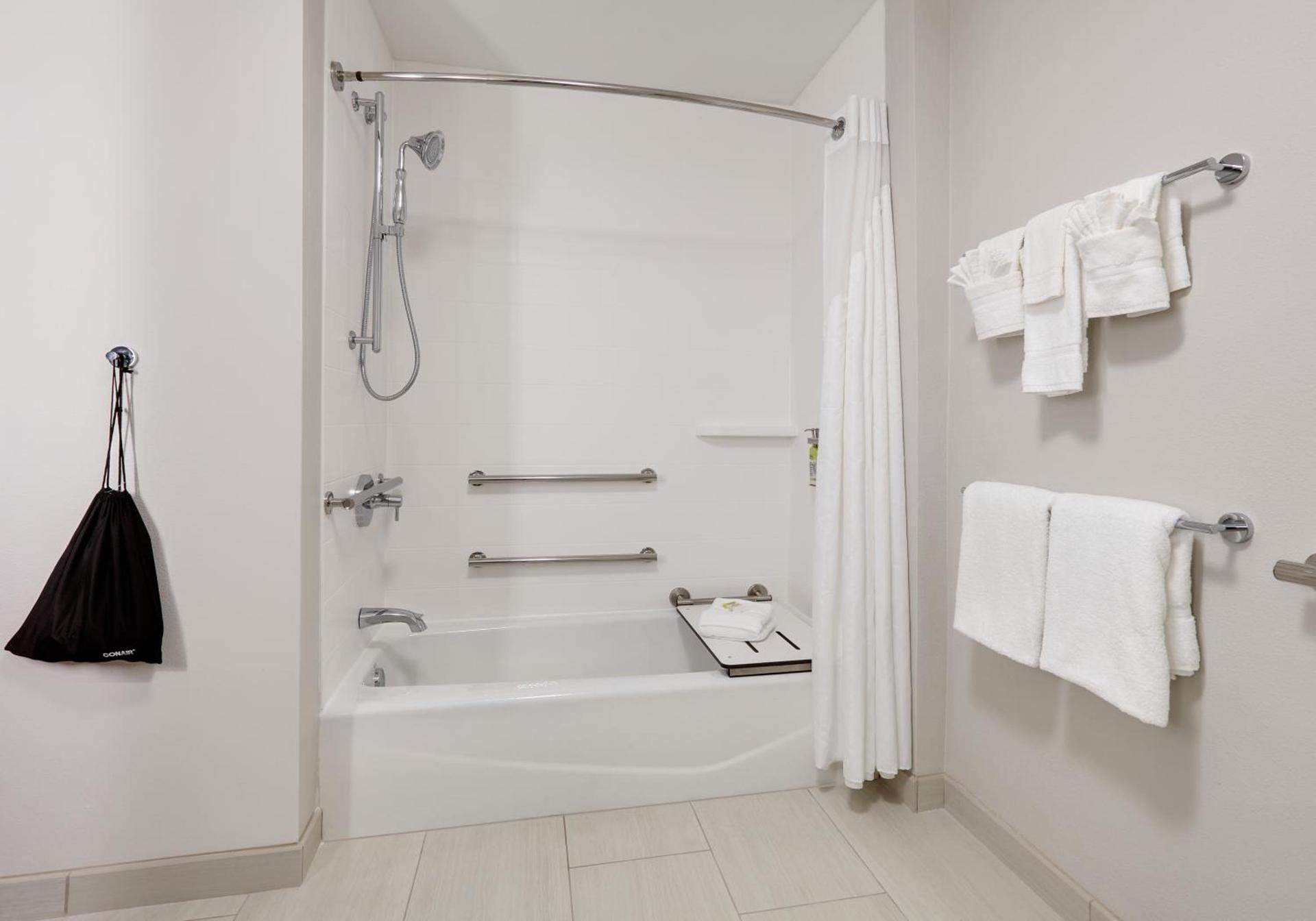 Holiday Inn Express - Kermit by IHG photo 4