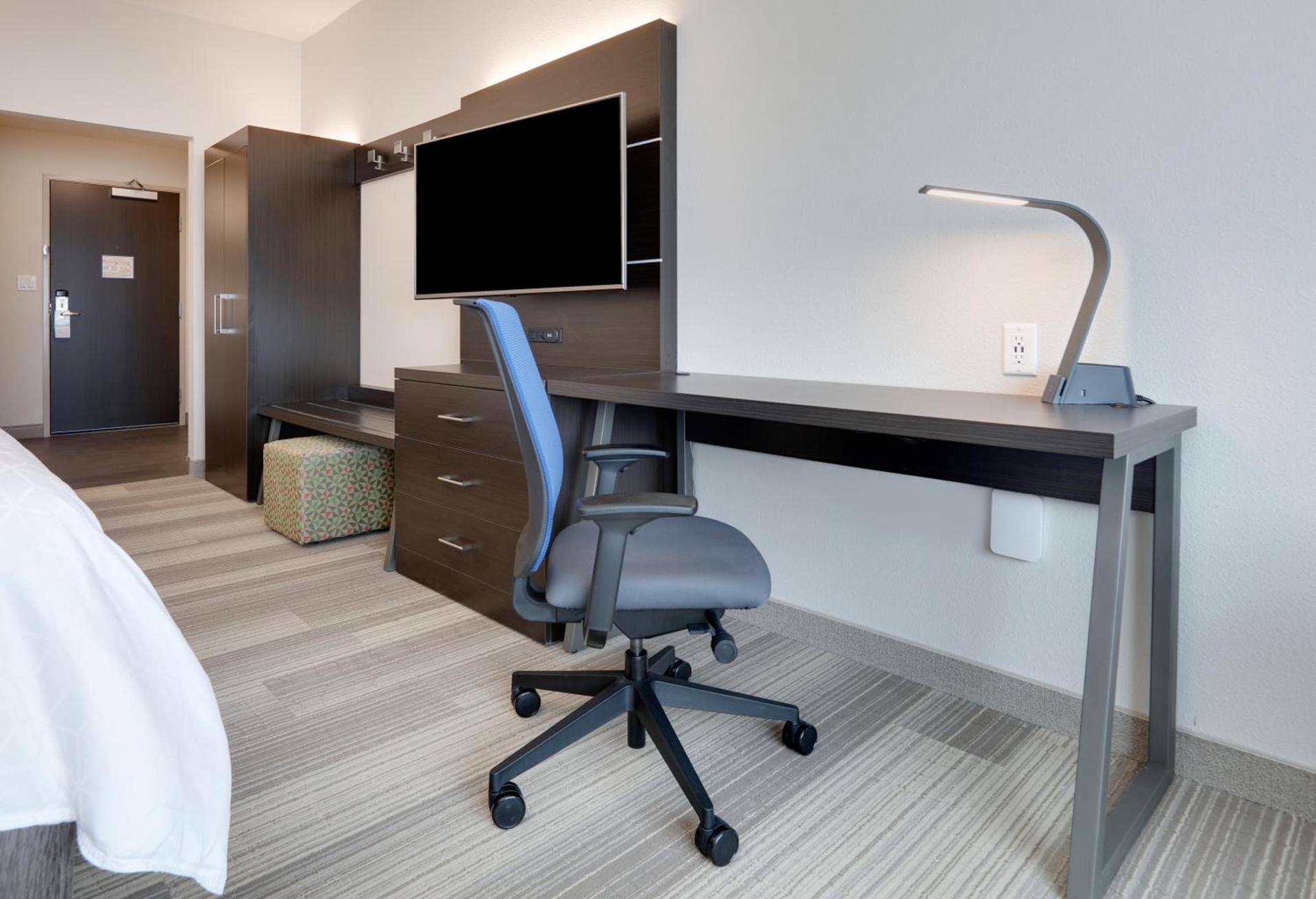 Holiday Inn Express - Kermit by IHG photo 11