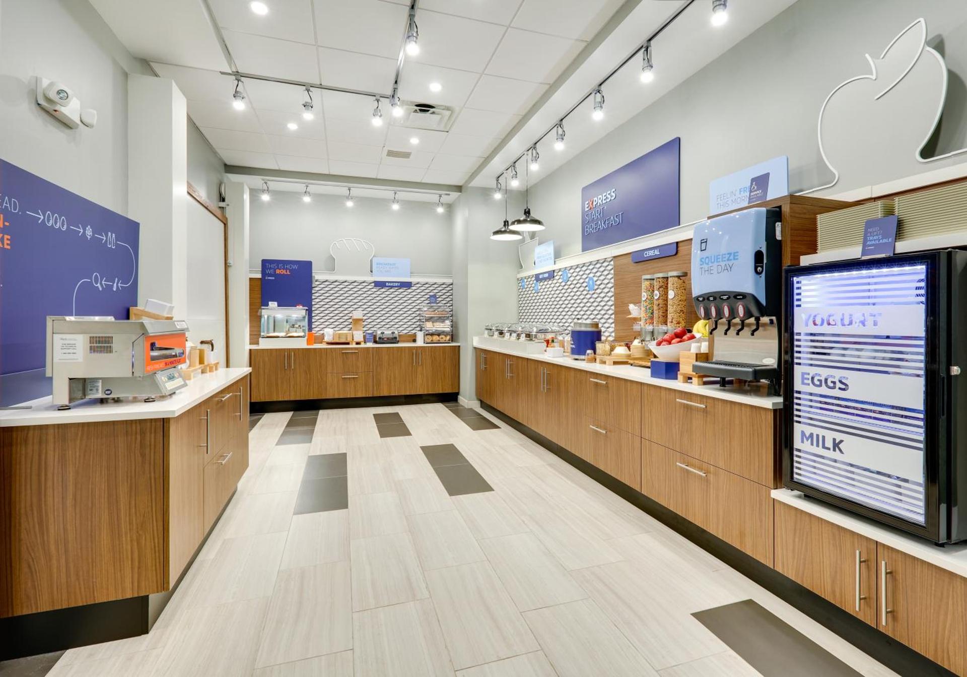 Holiday Inn Express - Kermit by IHG photo 9