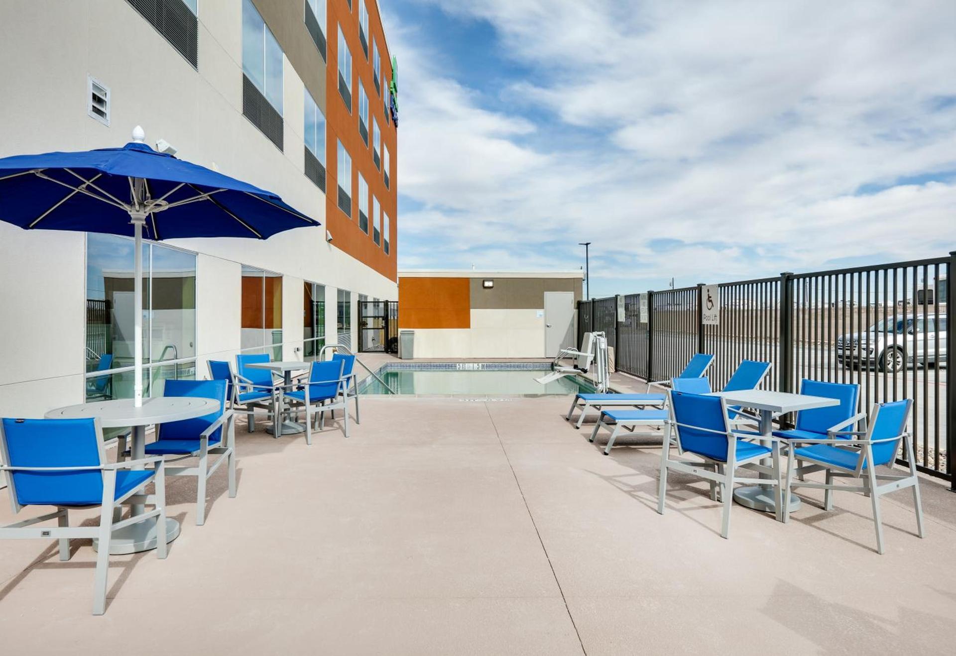 Holiday Inn Express - Kermit by IHG photo 8