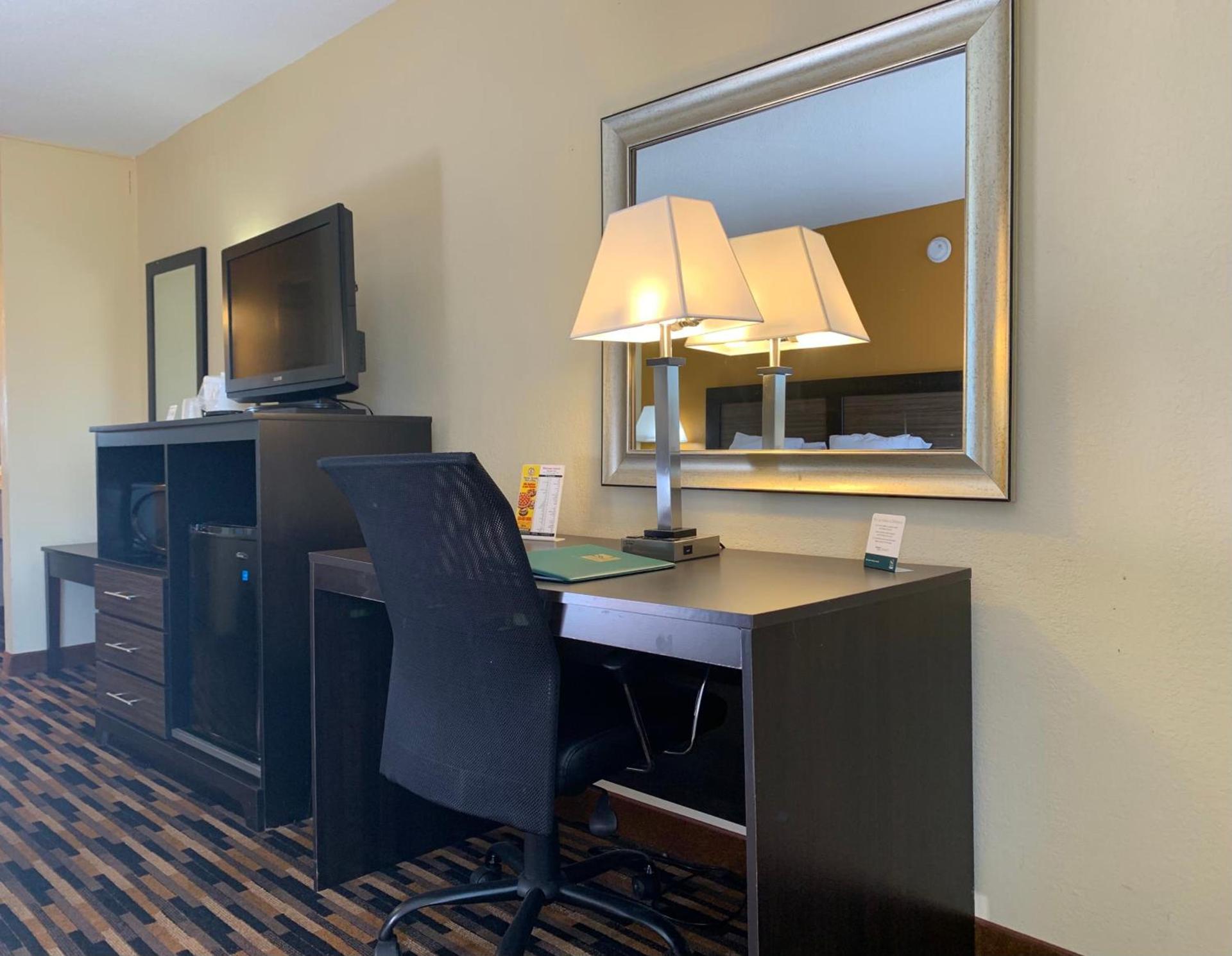 Quality Inn University Area photo 9