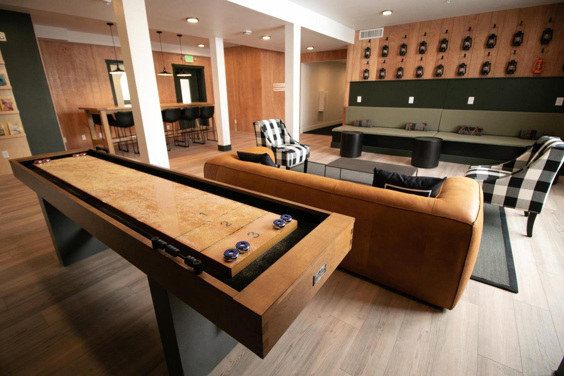 LOGE Leavenworth photo 44