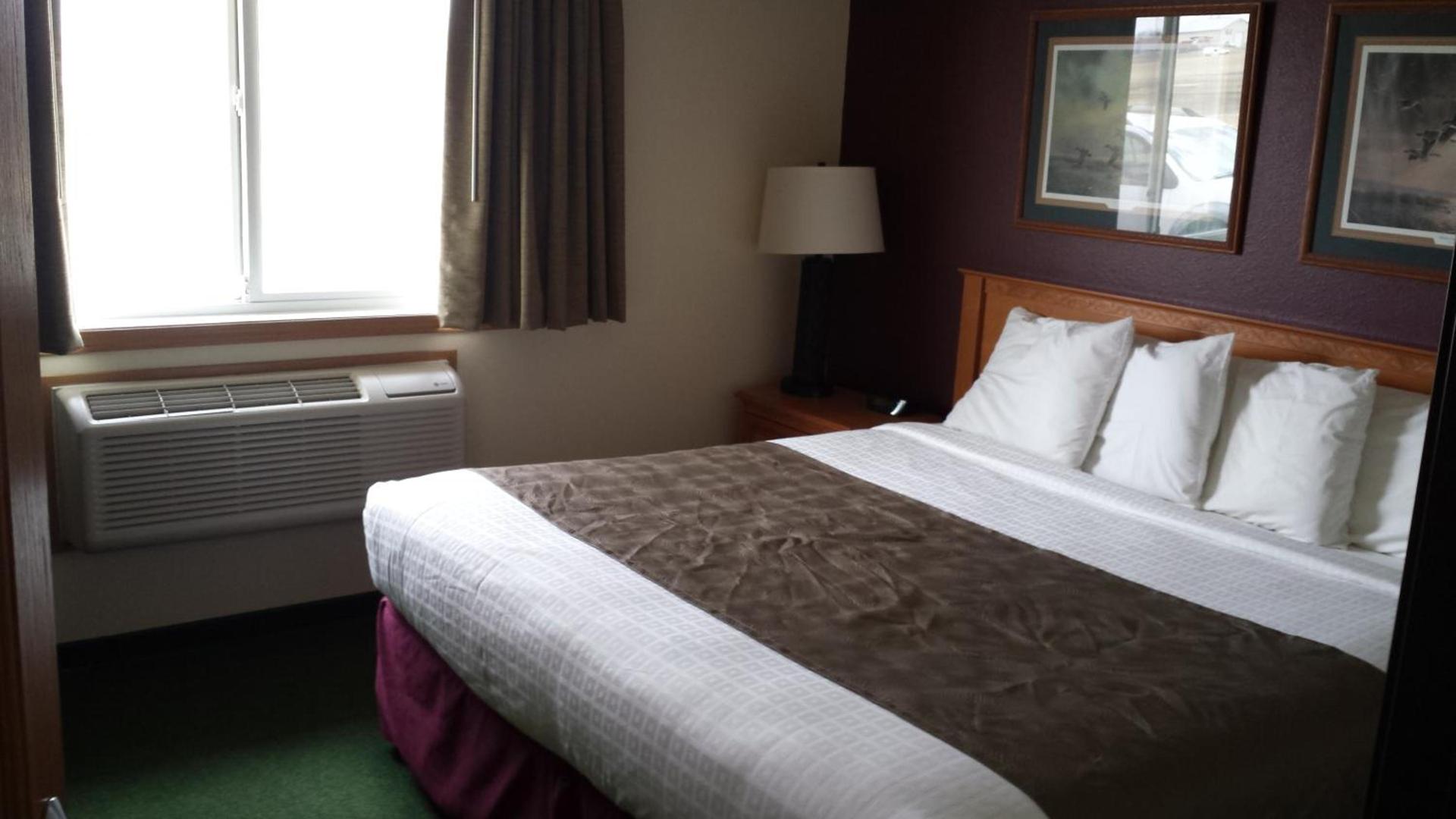 AmericInn by Wyndham Madison SD photo 29