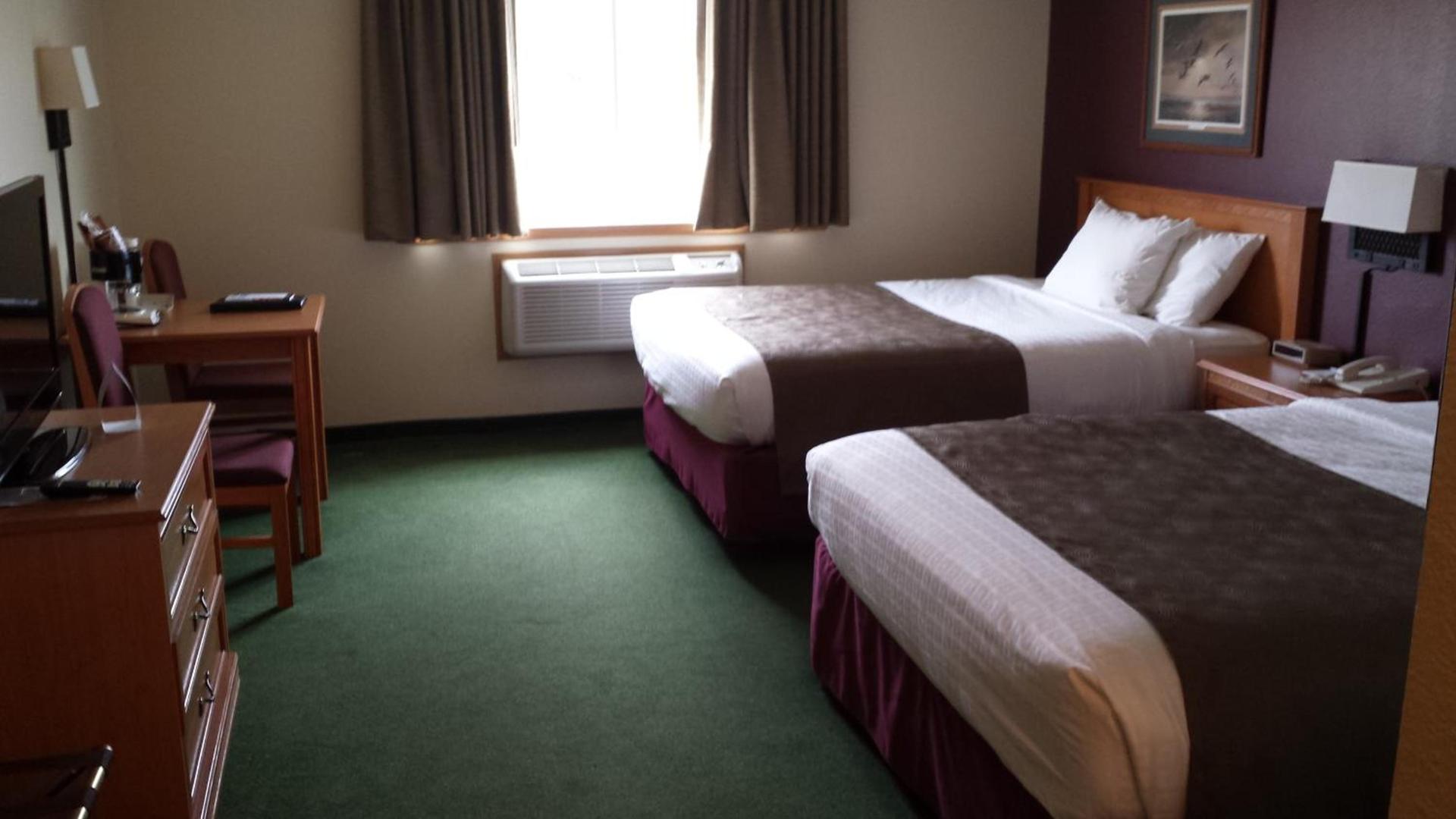 AmericInn by Wyndham Madison SD photo 27