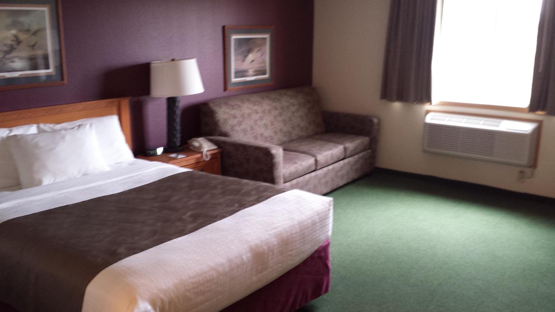 AmericInn by Wyndham Madison SD photo 39