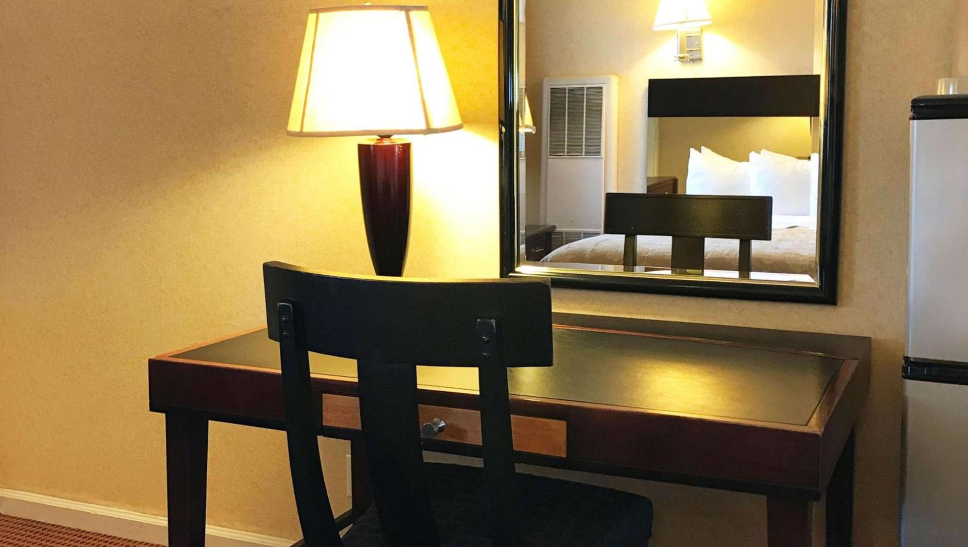 Pacific Heights Inn photo 8