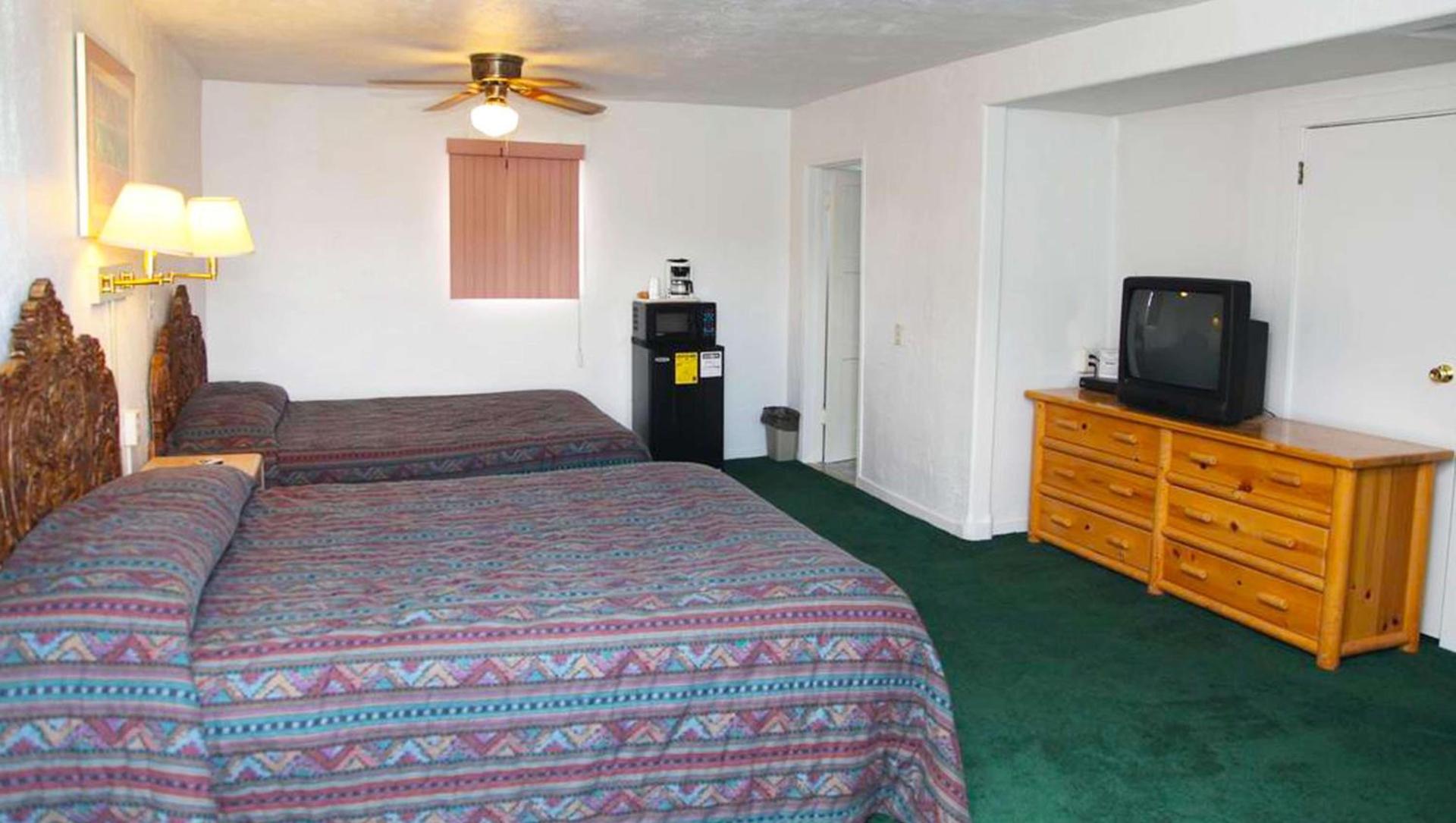 Marianna Inn Panguitch photo 19