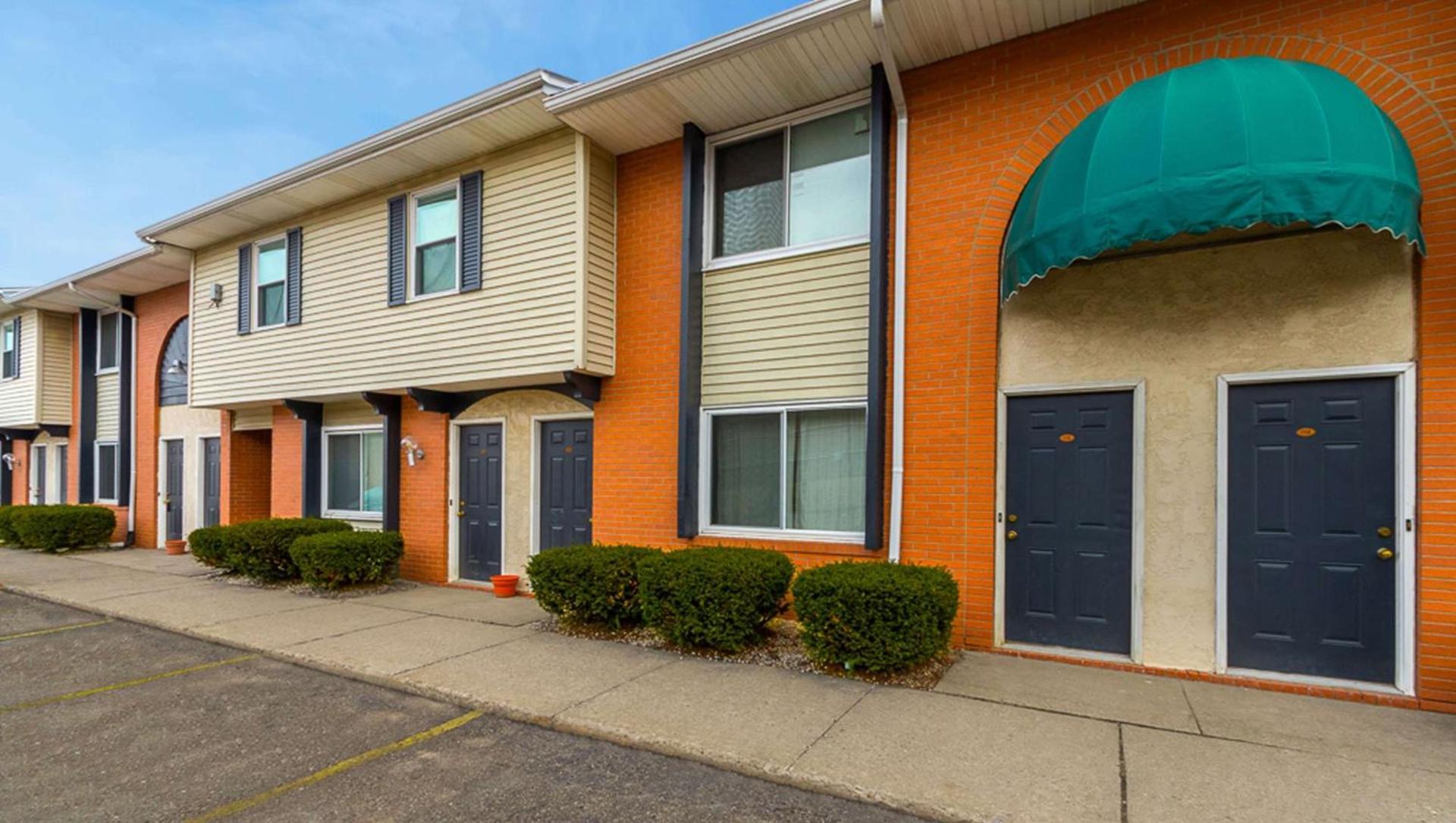 Magnuson Hotel Extended Stay Canton Ohio photo 3