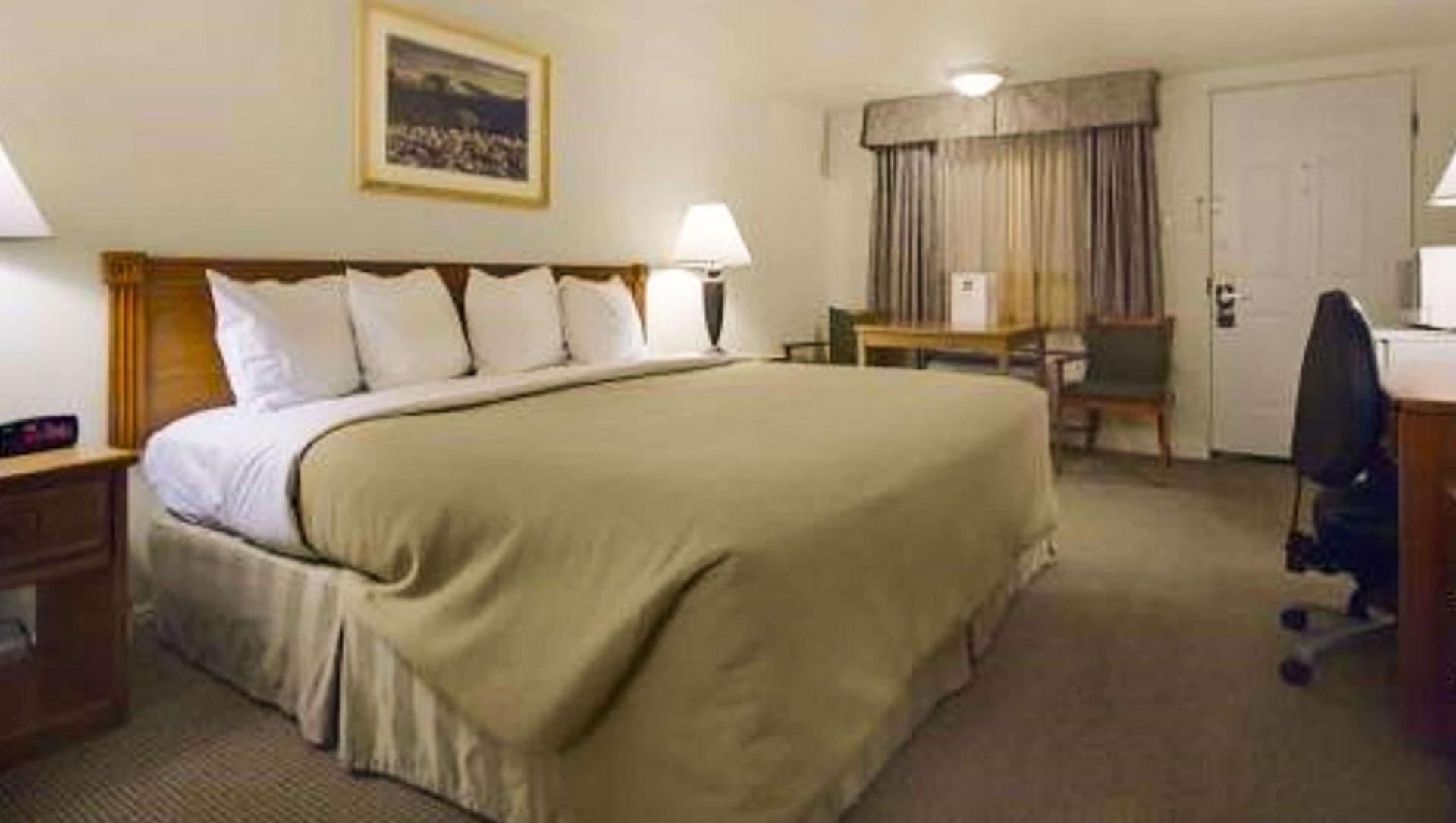 Magnuson Hotel Park Vue photo 5
