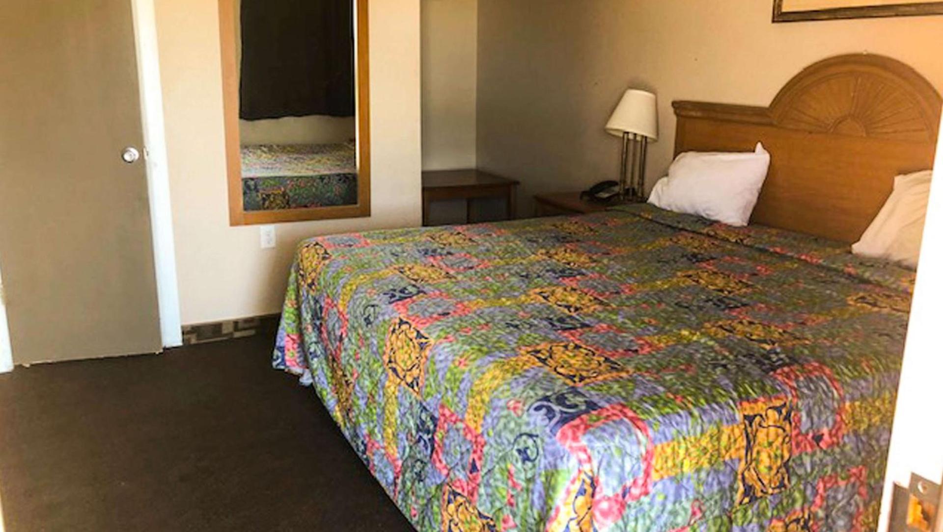 Budget Inn Ardmore OK photo 14