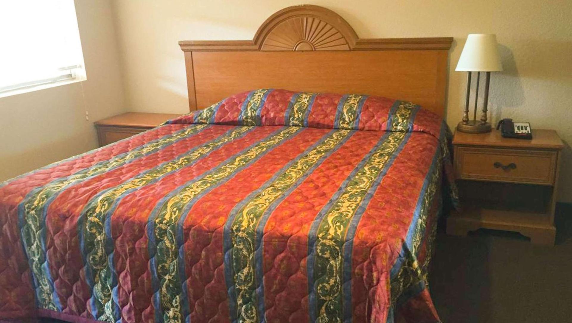 Budget Inn Ardmore OK photo 12