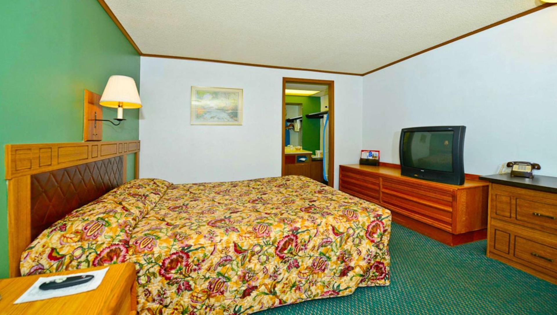 M Star Hotel Covington photo 6