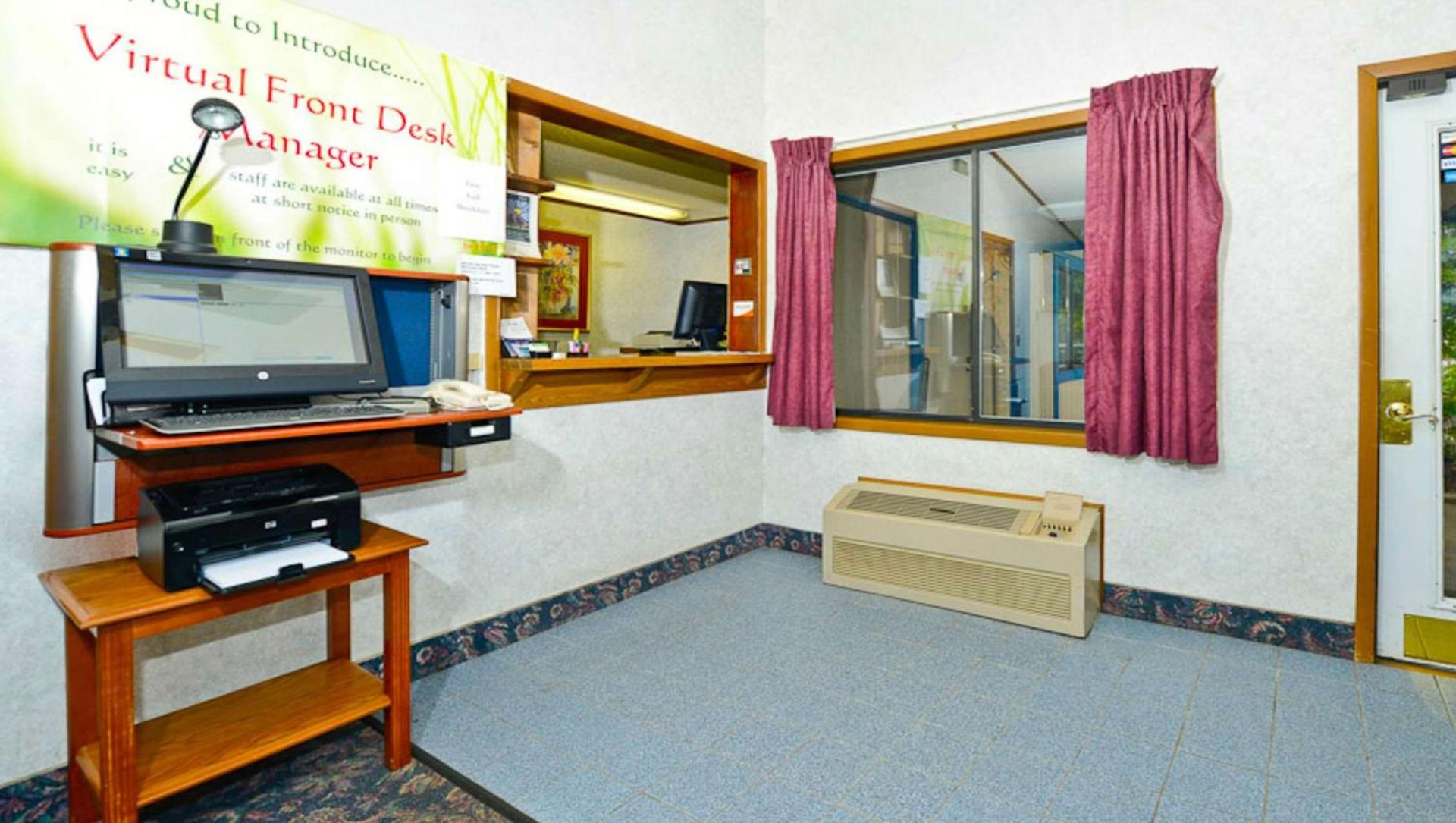 M Star Hotel Covington photo 17