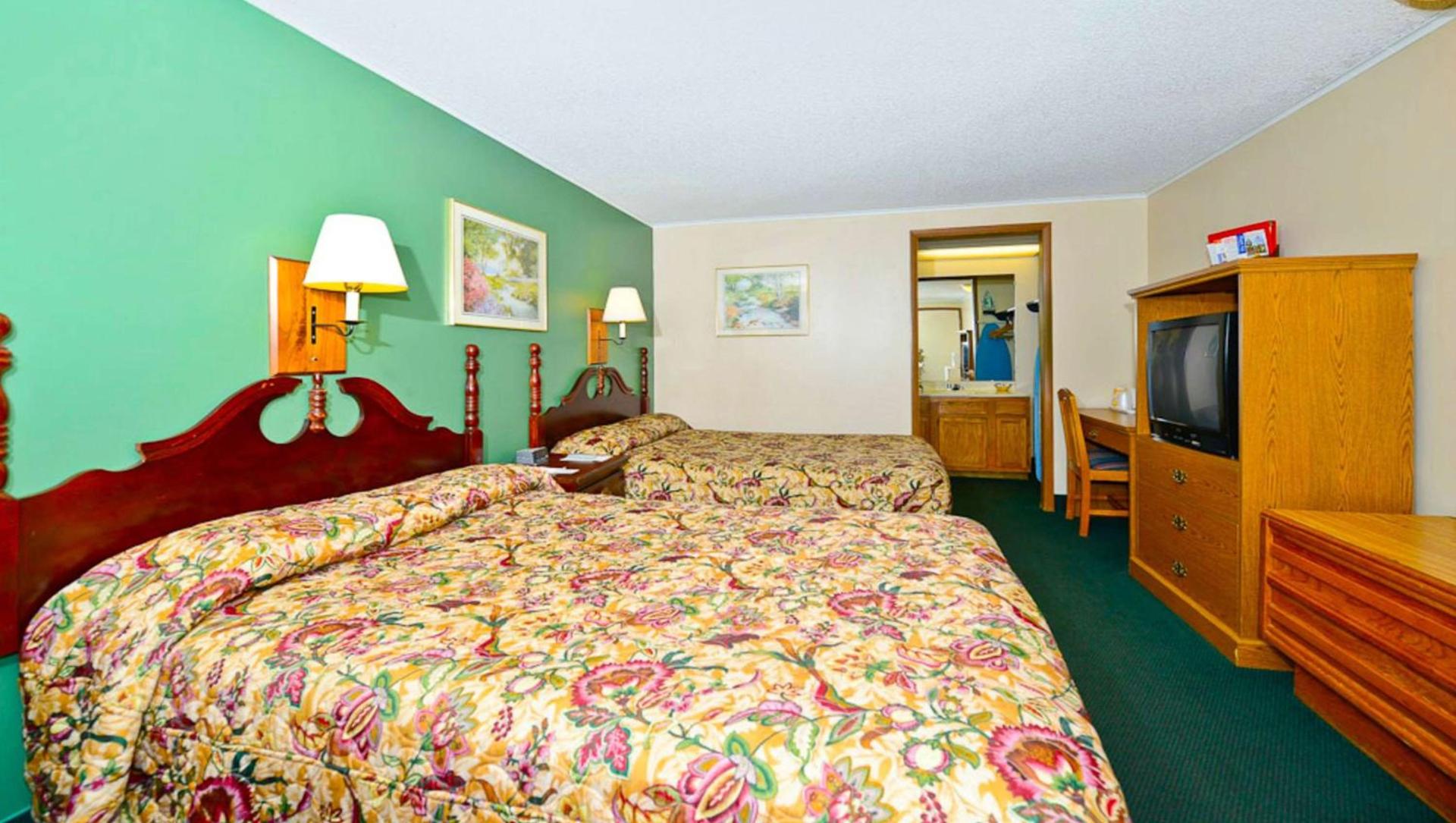 M Star Hotel Covington photo 13