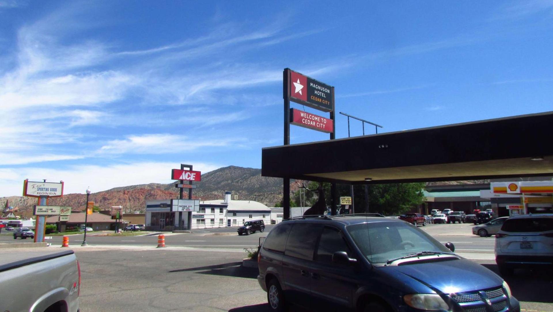 Mountain Star Inn photo 16
