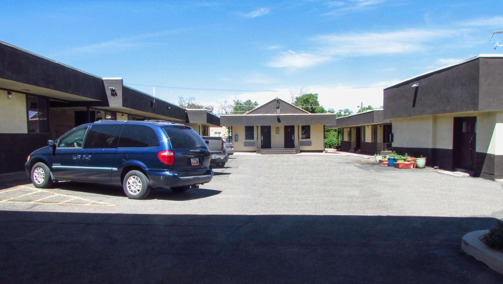 Mountain Star Inn photo 20