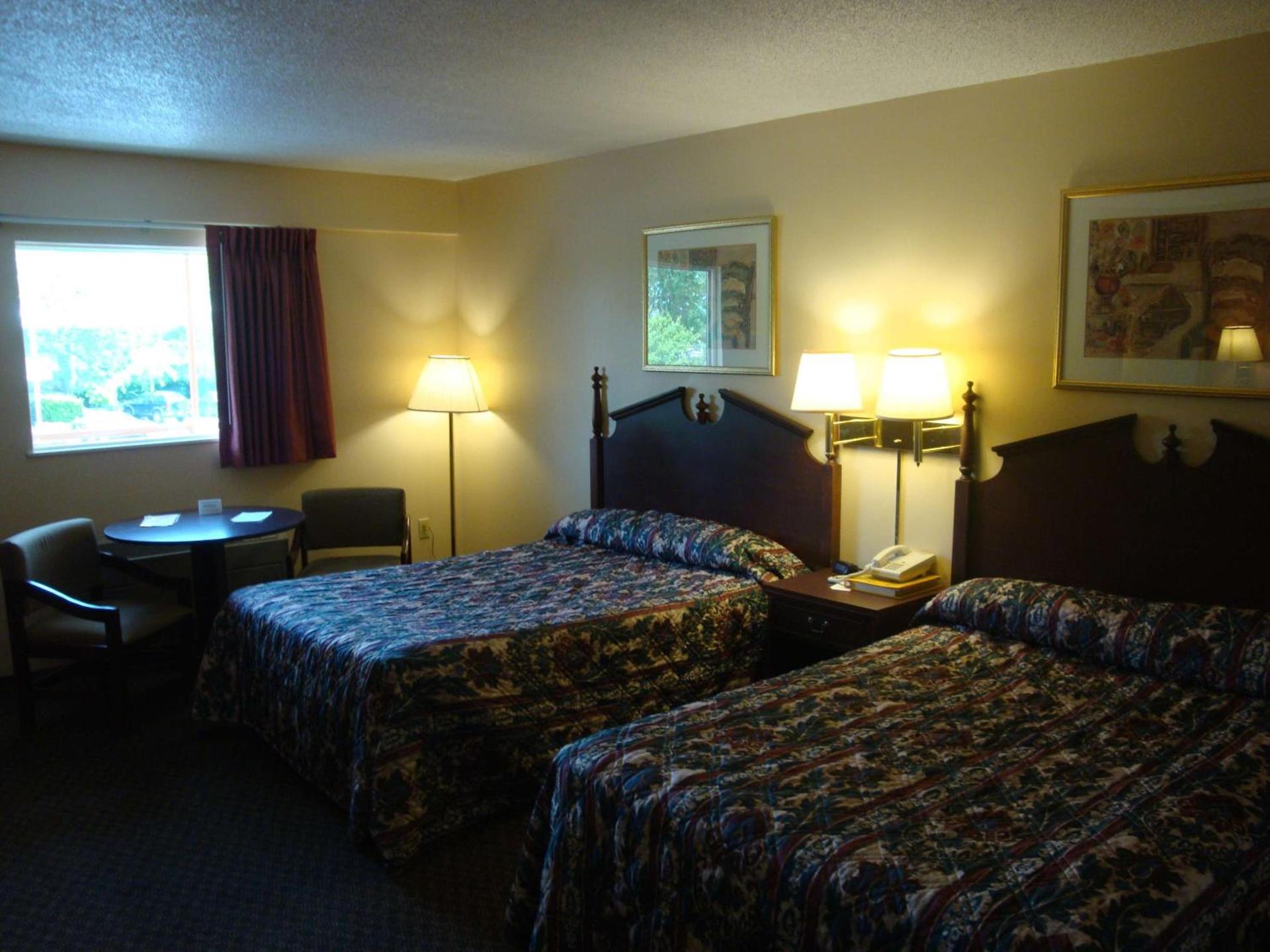 Wilmington Inn photo 11