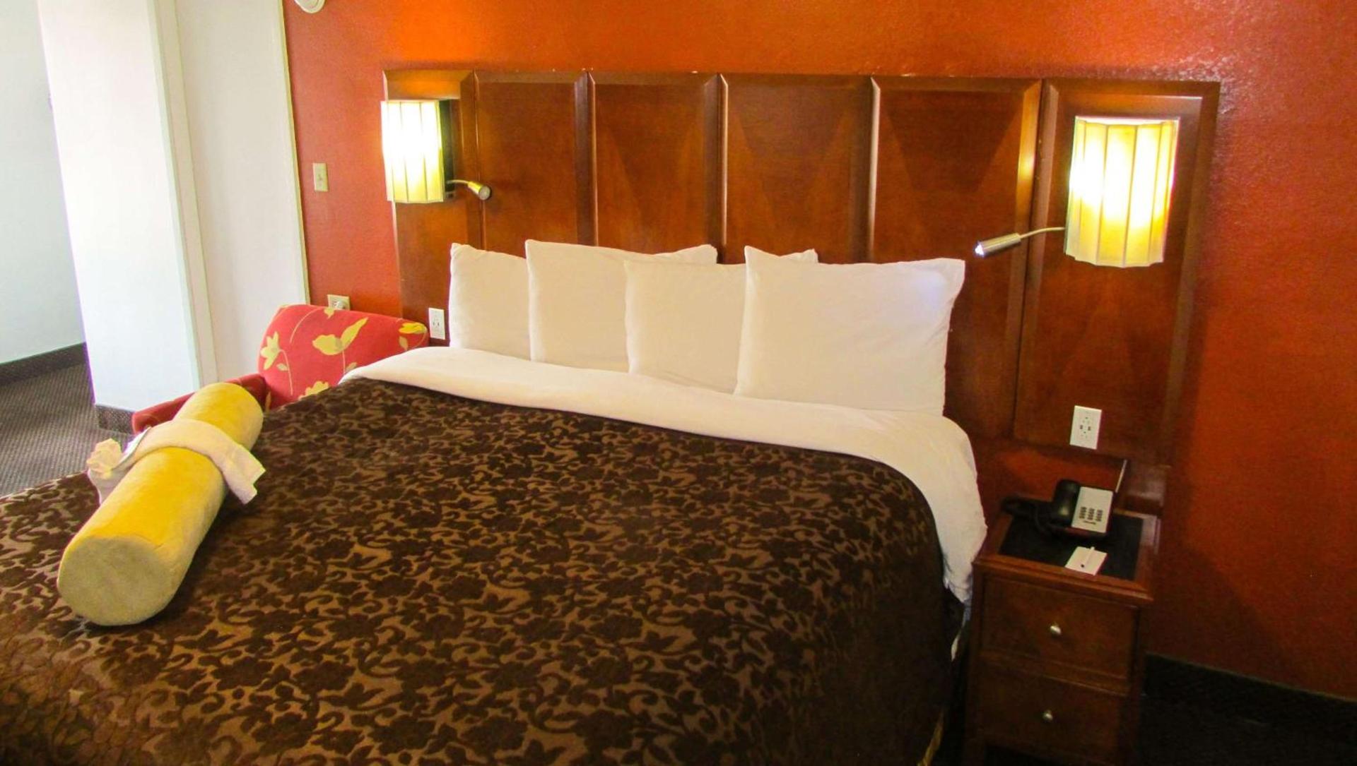 Mountain Star Inn photo 53