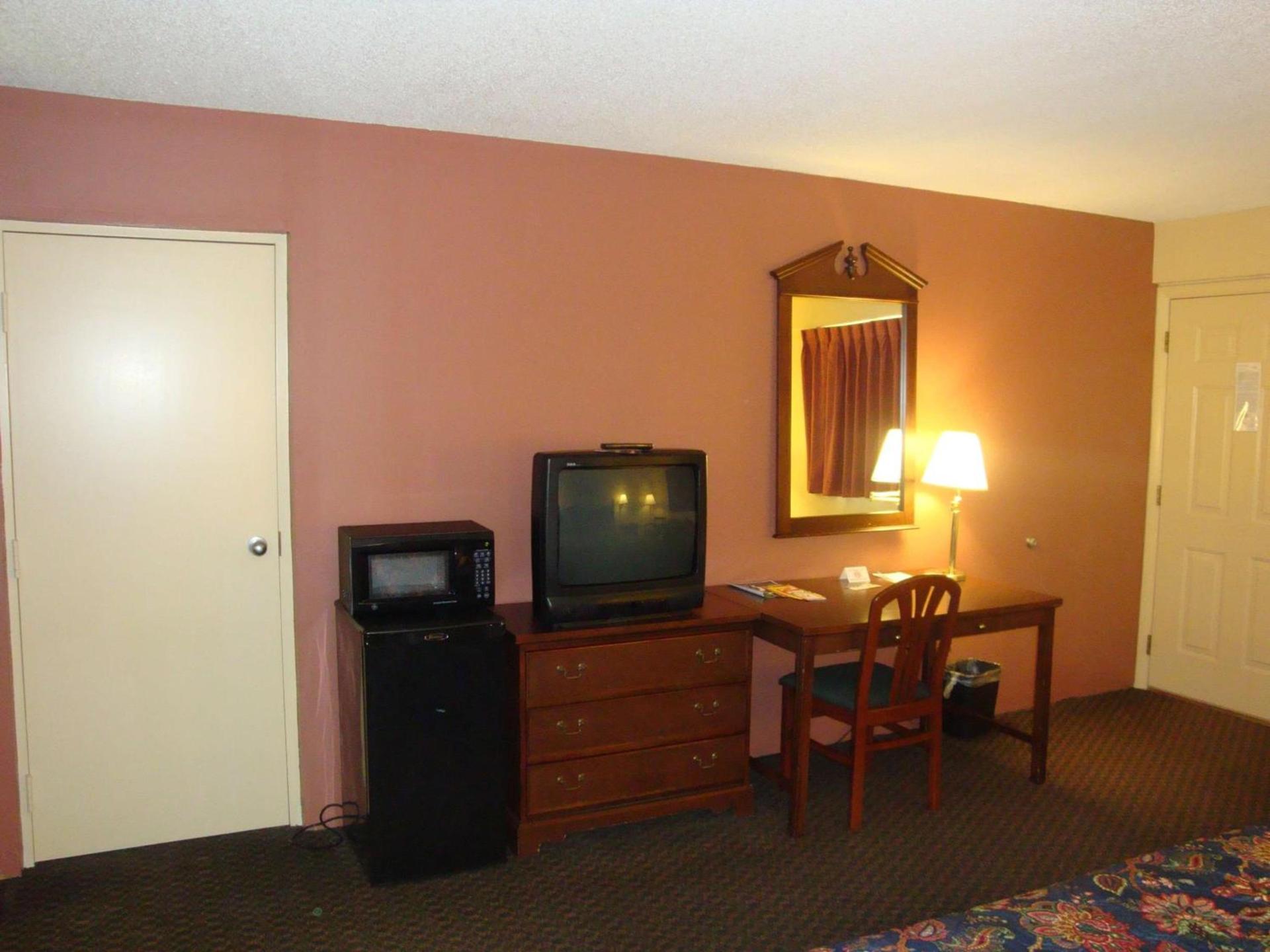 Wilmington Inn photo 23