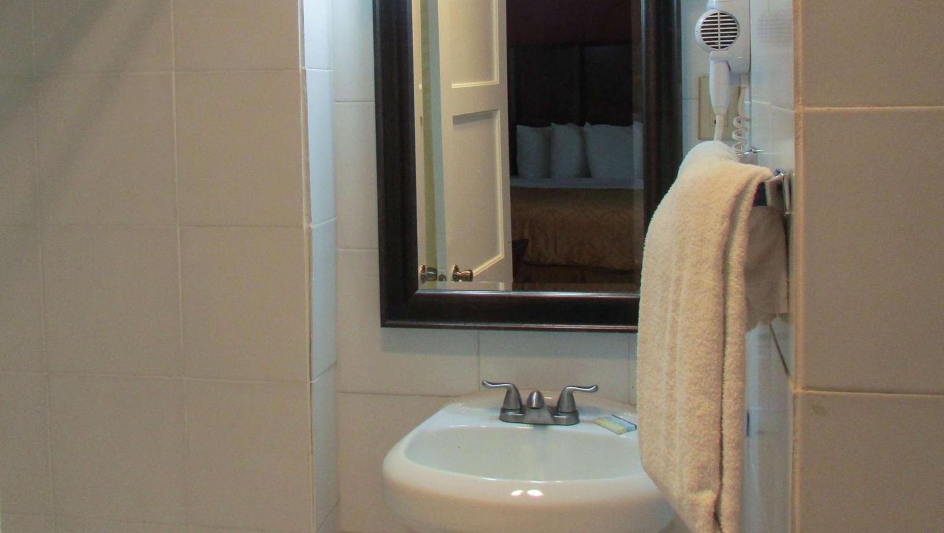 Mountain Star Inn photo 68