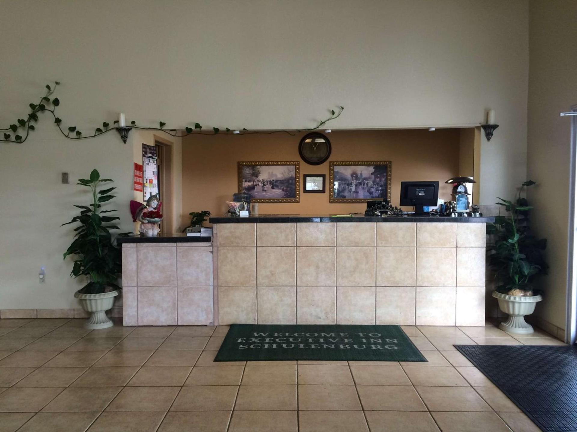 Executive Inn Schulenburg photo 7