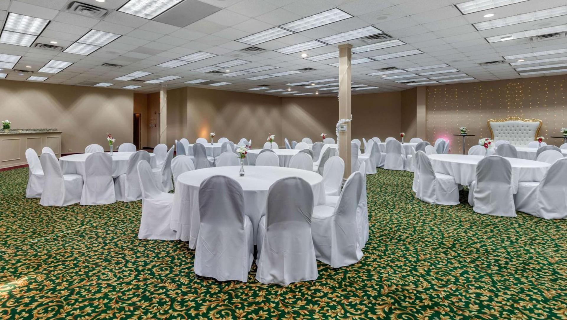 Magnuson Grand Hotel and Conference Center Tyler photo 38