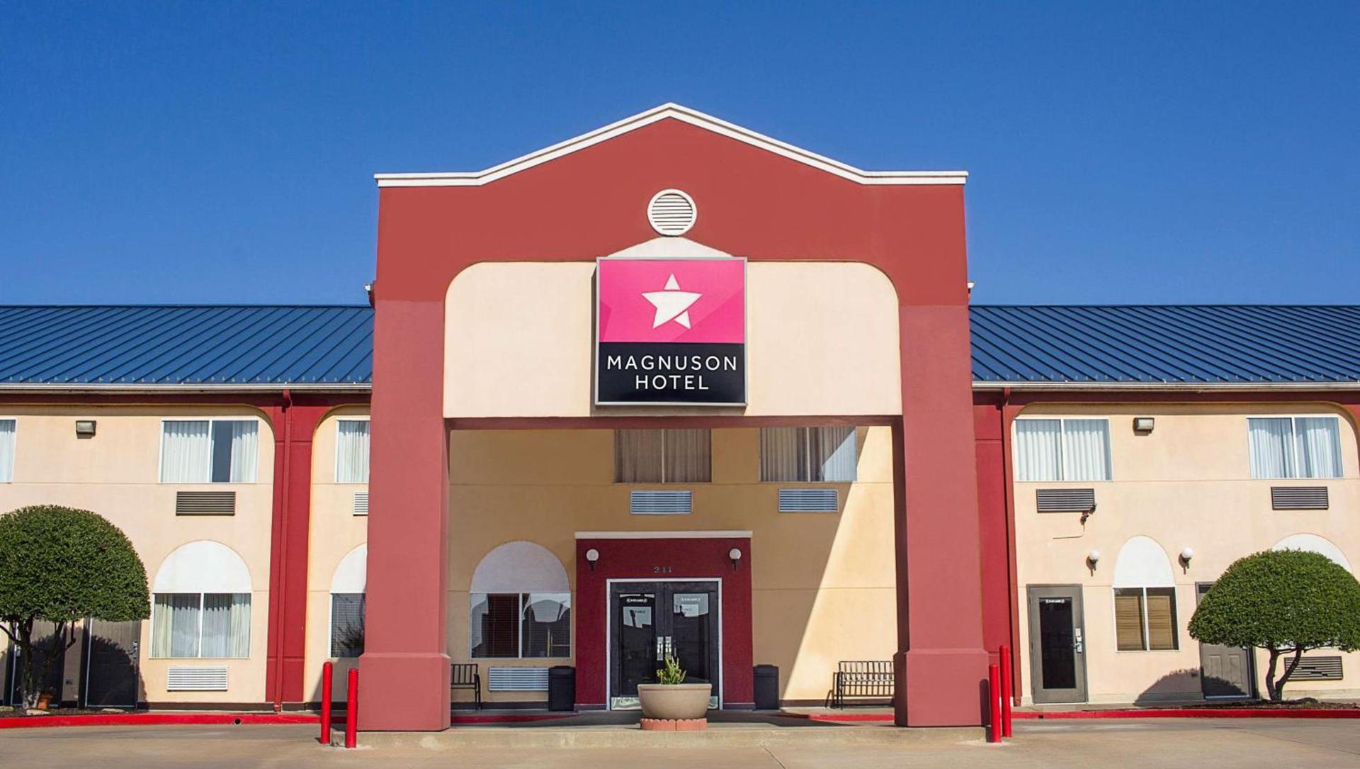 Magnuson Hotel Sand Springs – Tulsa West photo 1
