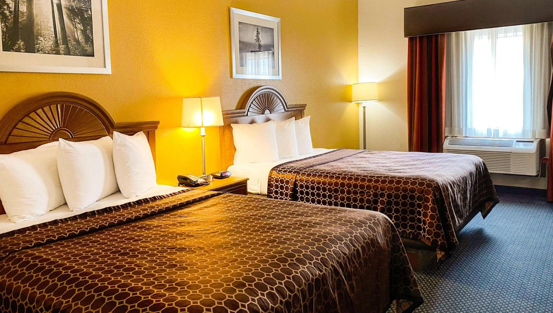 Magnuson Hotel Sand Springs – Tulsa West photo 13
