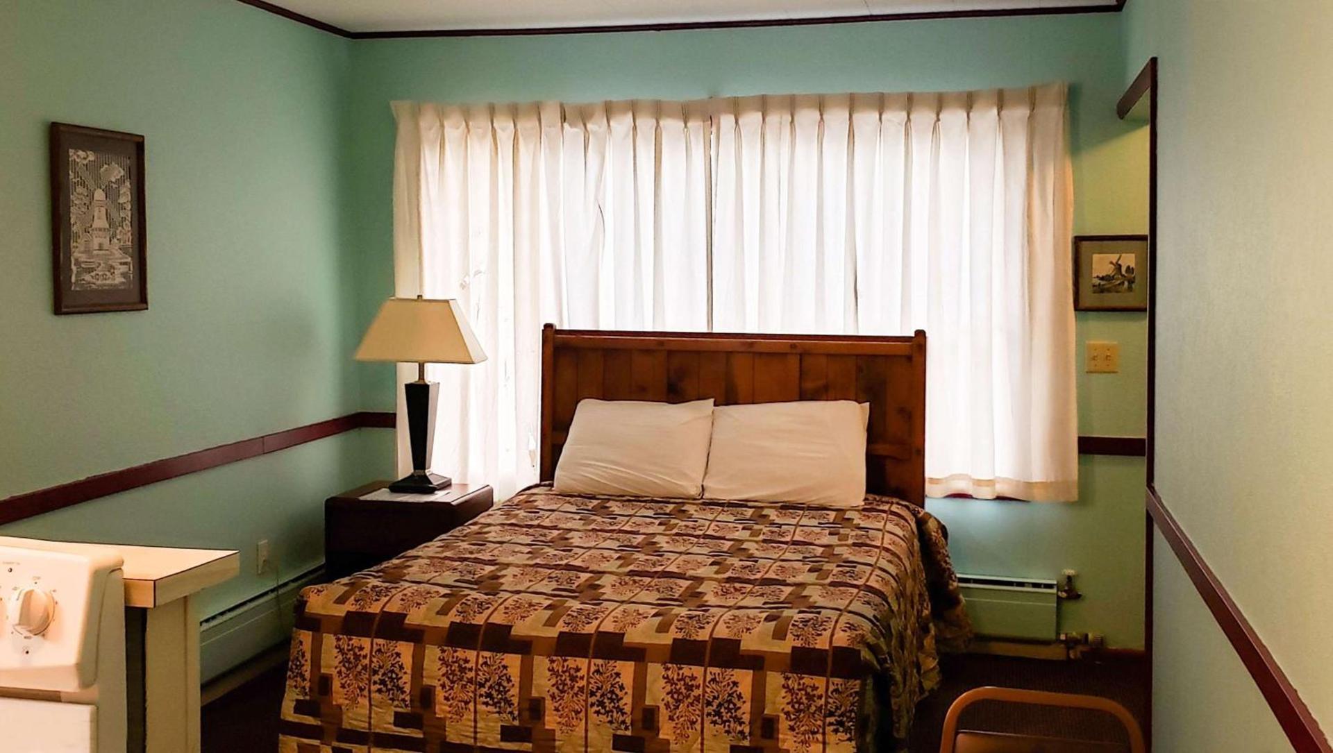 Windmill Inn Lynden photo 6