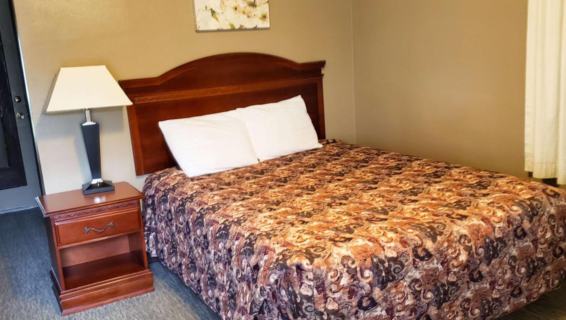 Windmill Inn Lynden photo 12