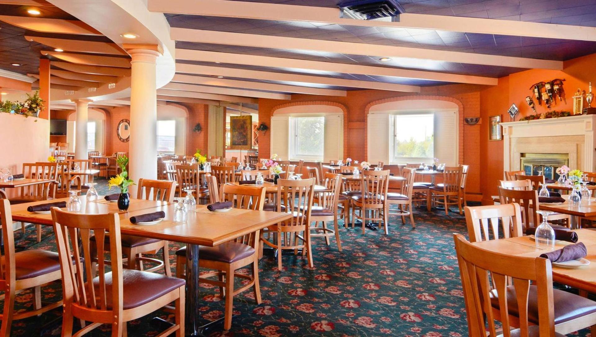 Magnuson Grand Pioneer Inn and Suites photo 47