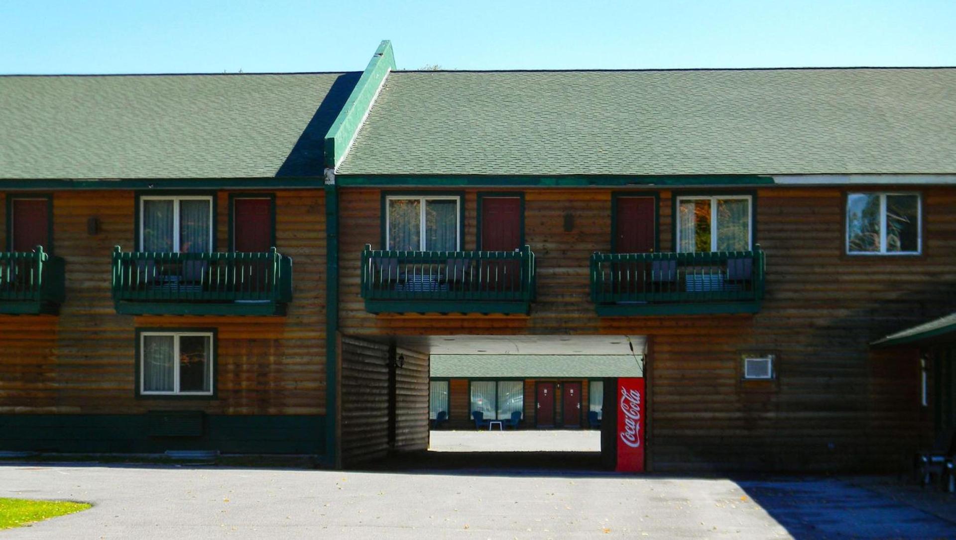 Adirondack Lodge Old Forge photo 9