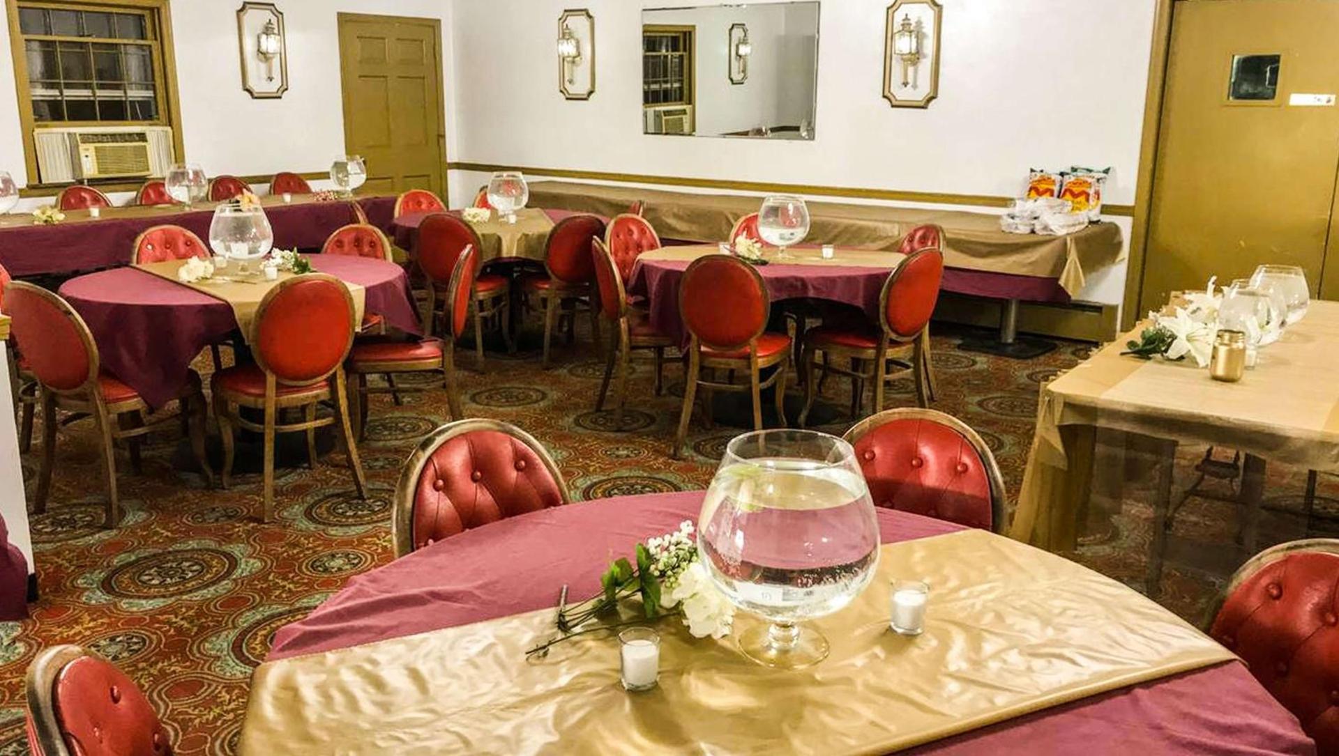 Relax Inn Altoona photo 21