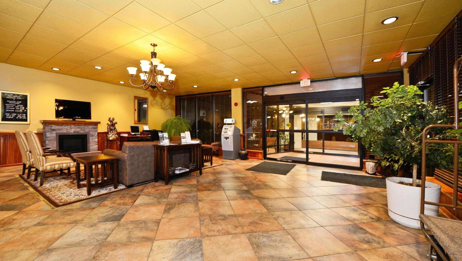 Hotel Red Rose by Townhouse Covington I-64 photo 17