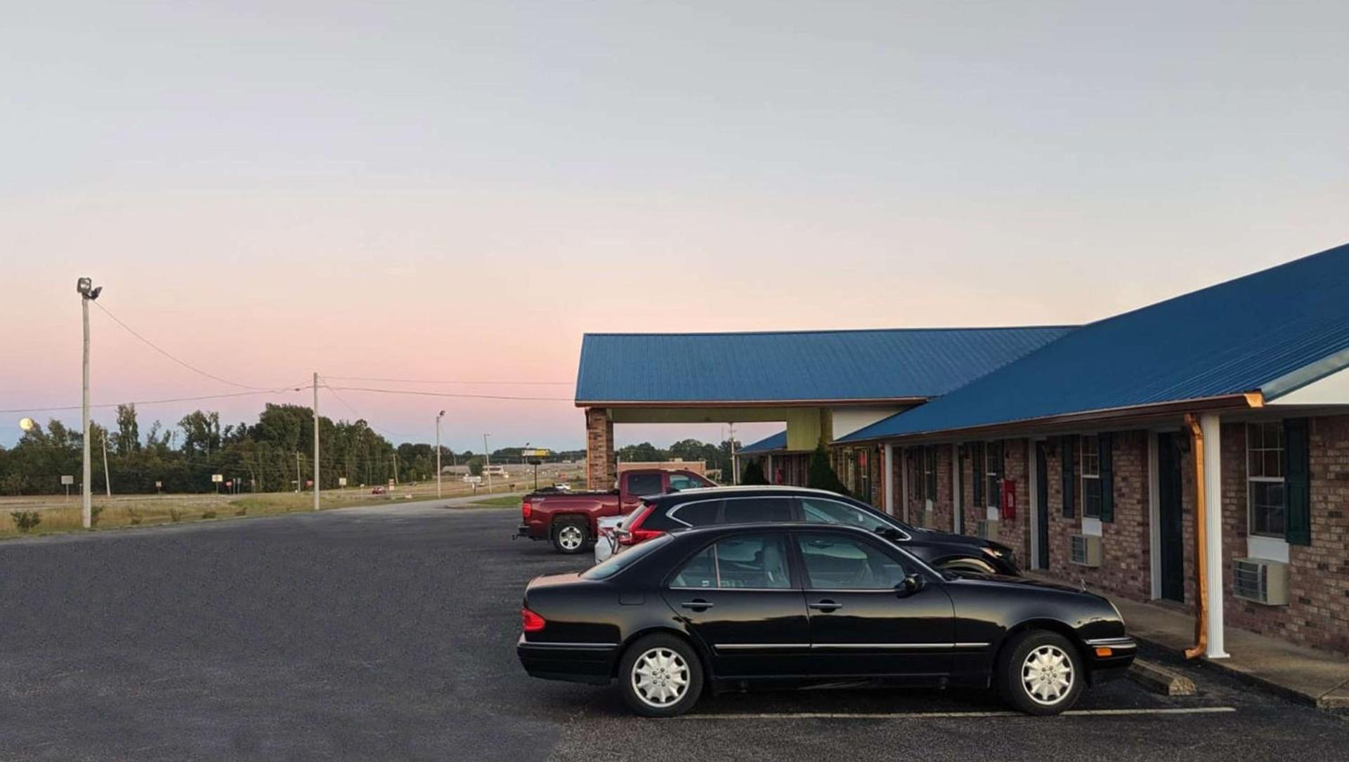 Rama Inn Bells - Jackson West Hwy 412 photo 23