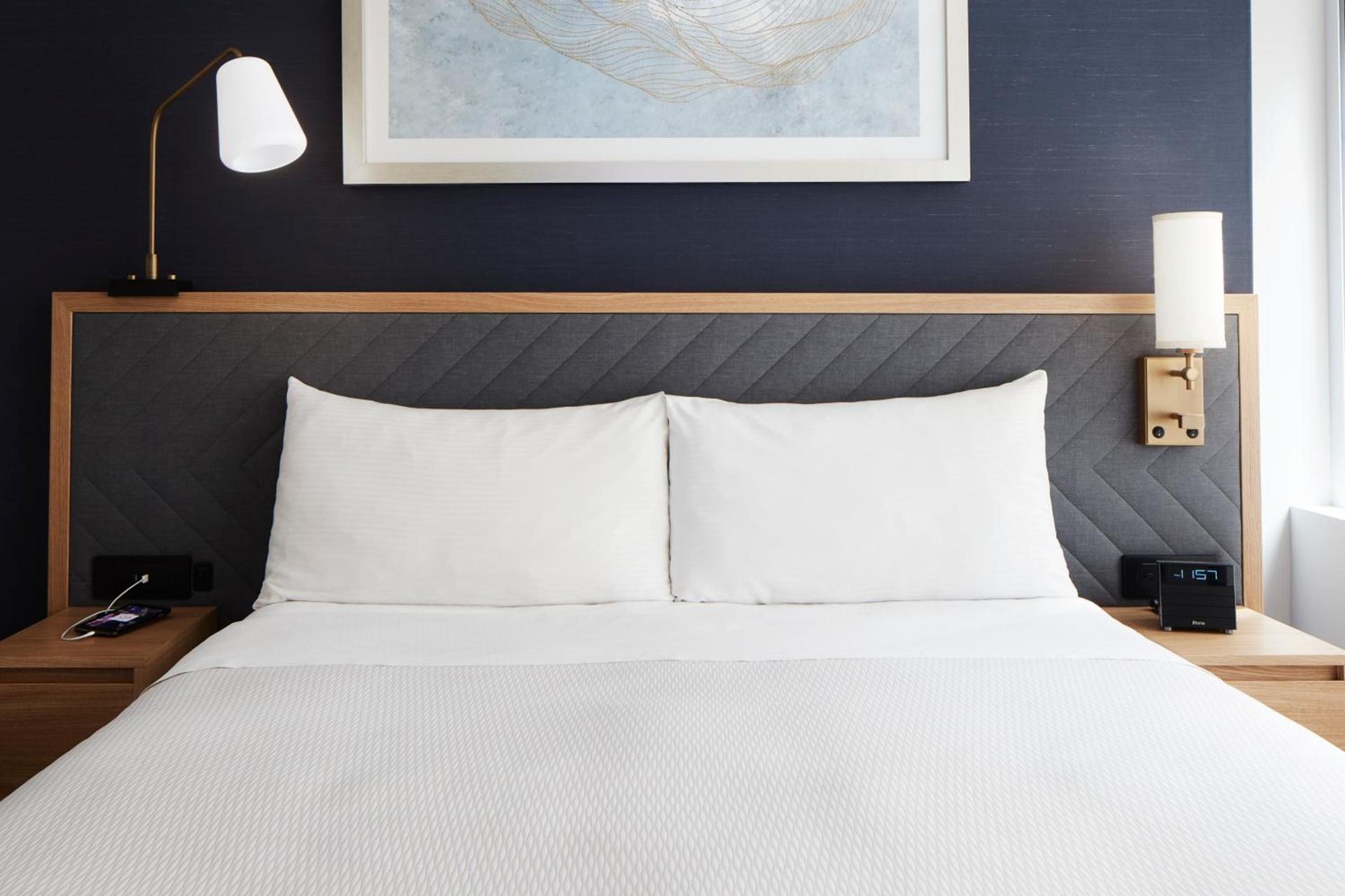 Newly Renovated Rooms at Club Quarters Hotel Times Square, New York photo 5