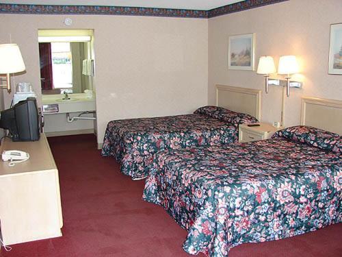 Green Valley Motel photo 2