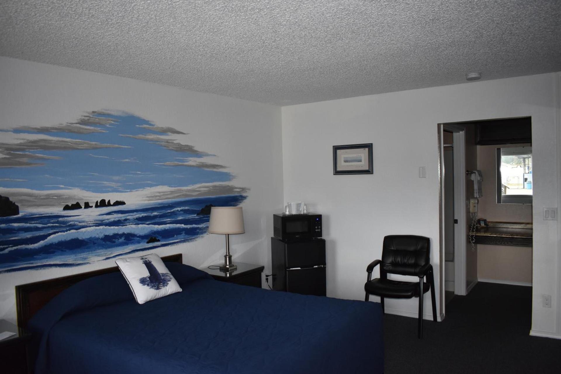 Lighthouse Cove Inn photo 6