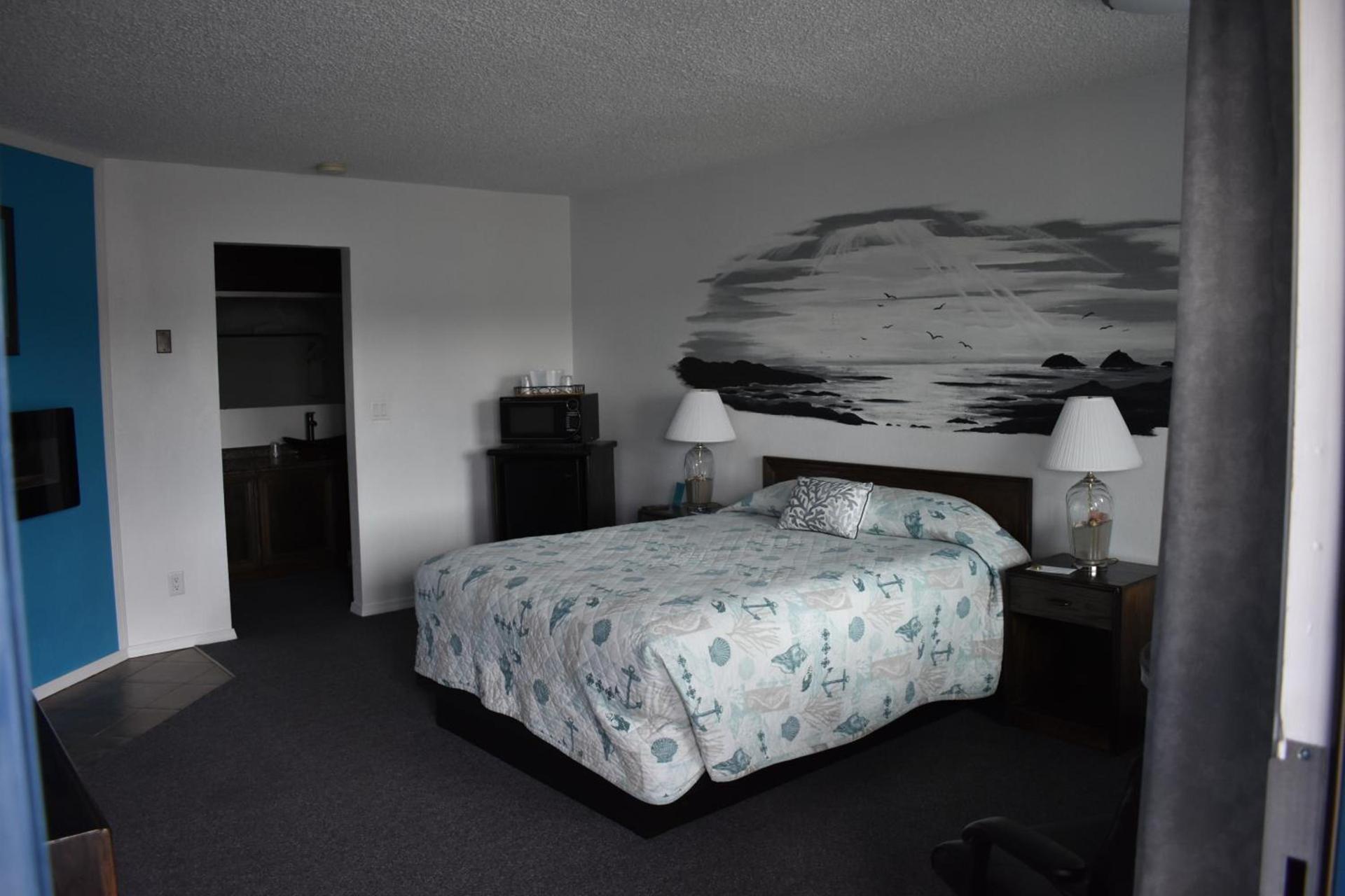 Lighthouse Cove Inn photo 59