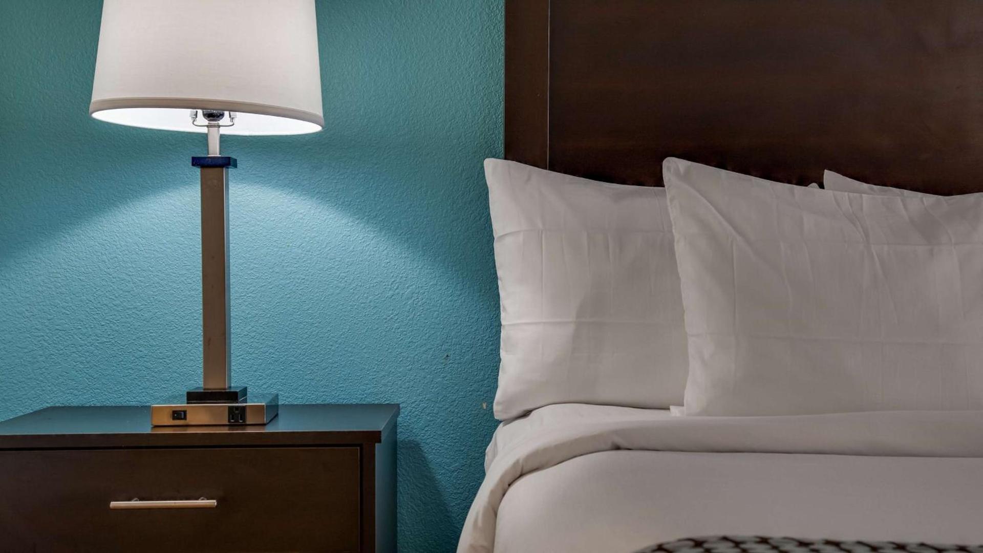 SureStay Plus Hotel by Best Western Asheboro photo 15