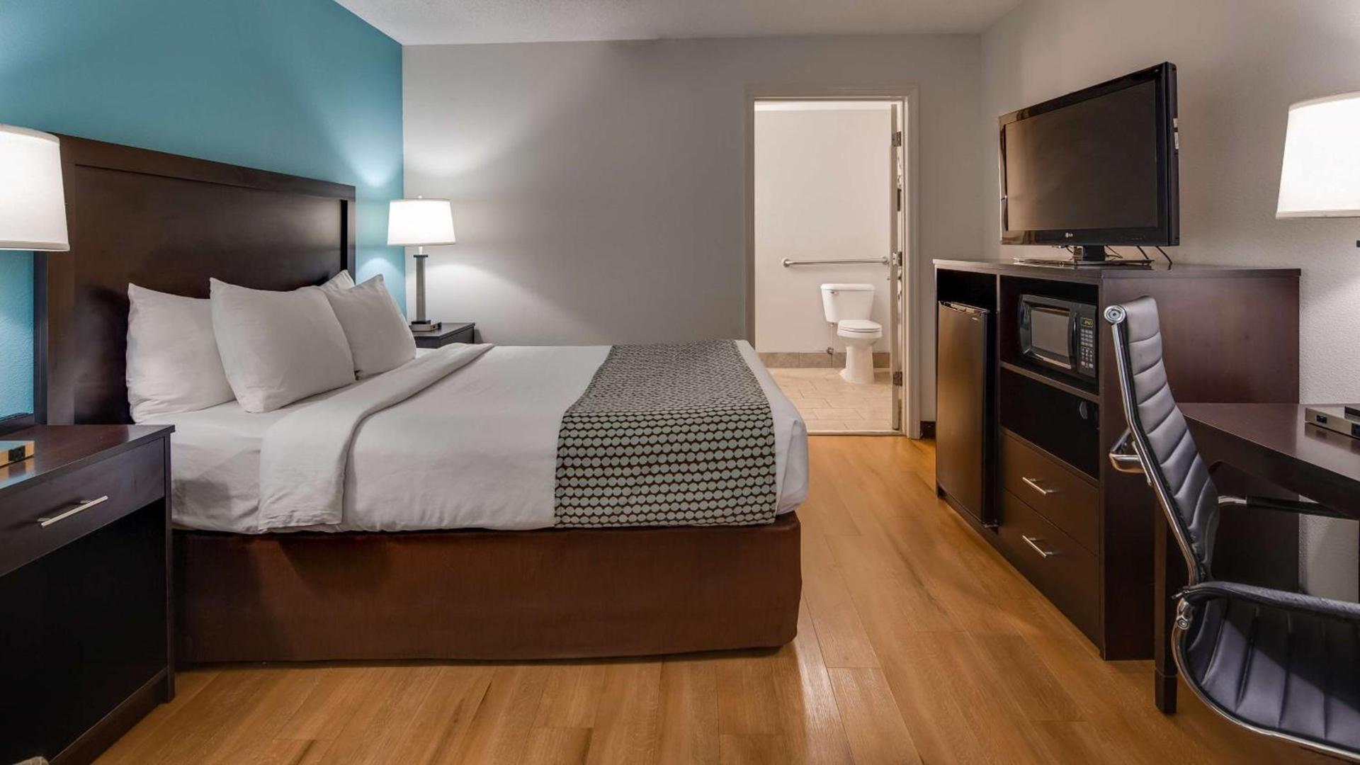 SureStay Plus Hotel by Best Western Asheboro photo 16