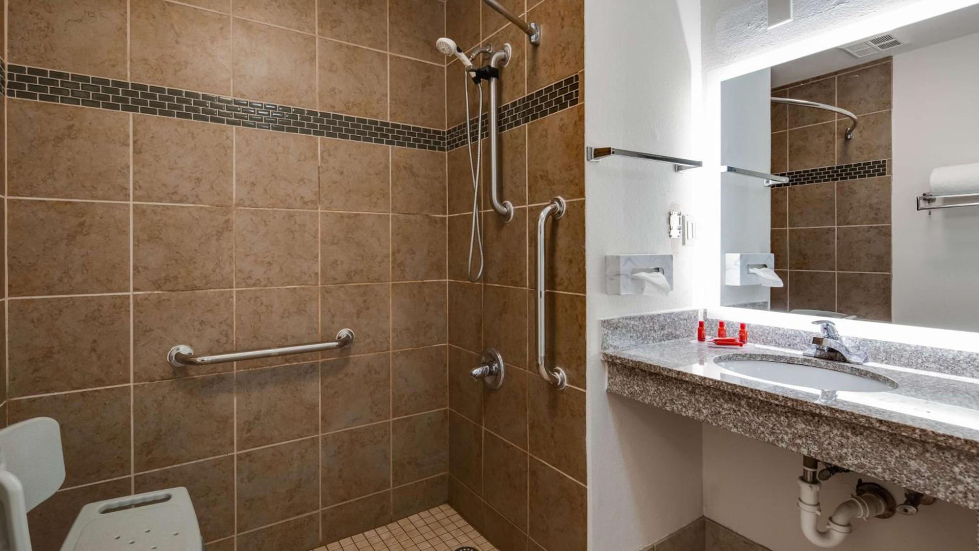SureStay Plus Hotel by Best Western Asheboro photo 22