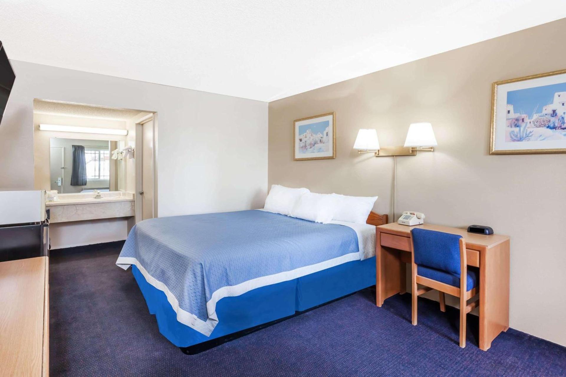 Days Inn by Wyndham Barstow photo 6