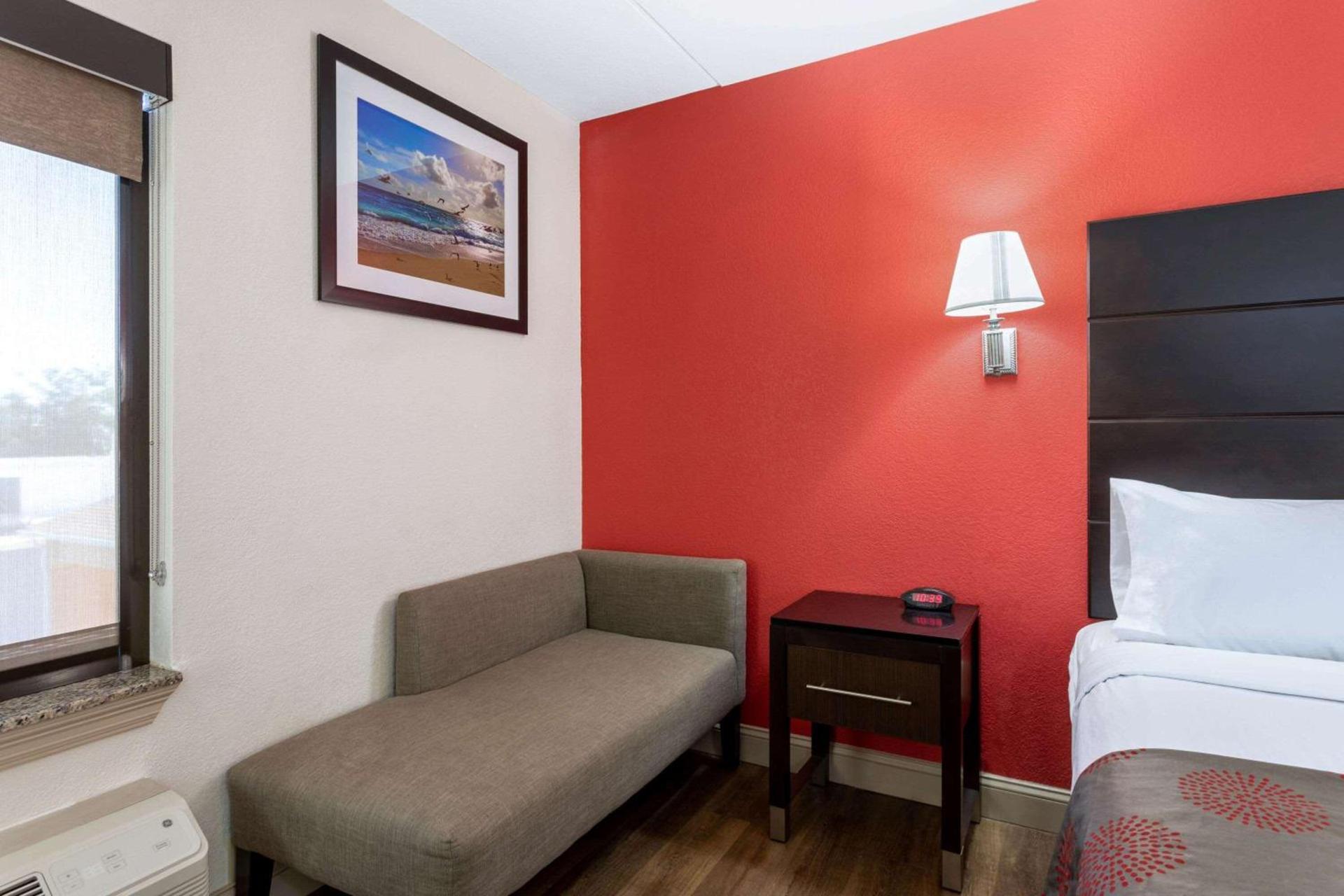 Ramada by Wyndham Panama City photo 36