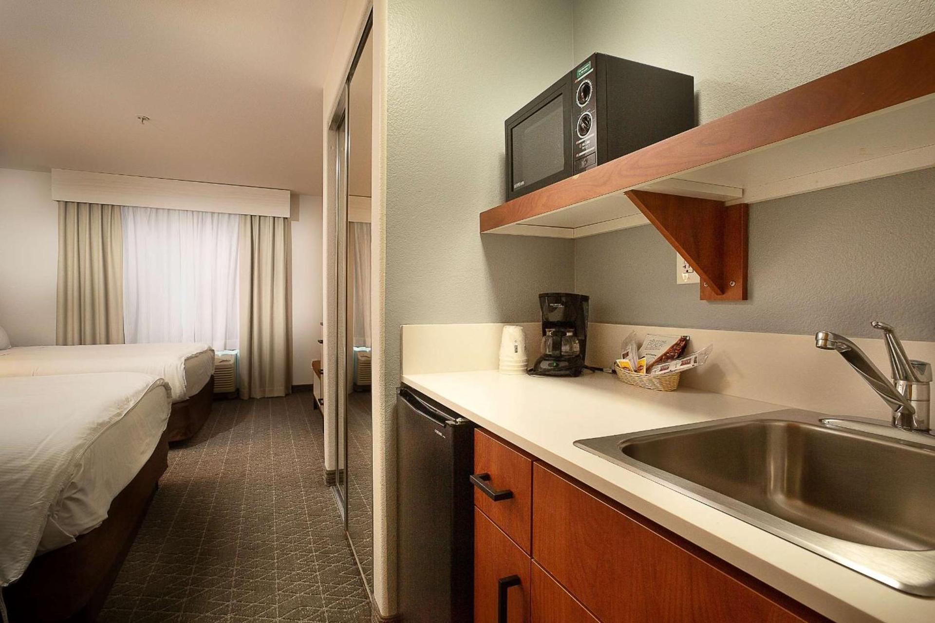 Hawthorn Suites by Wyndham-Oakland/Alameda photo 38
