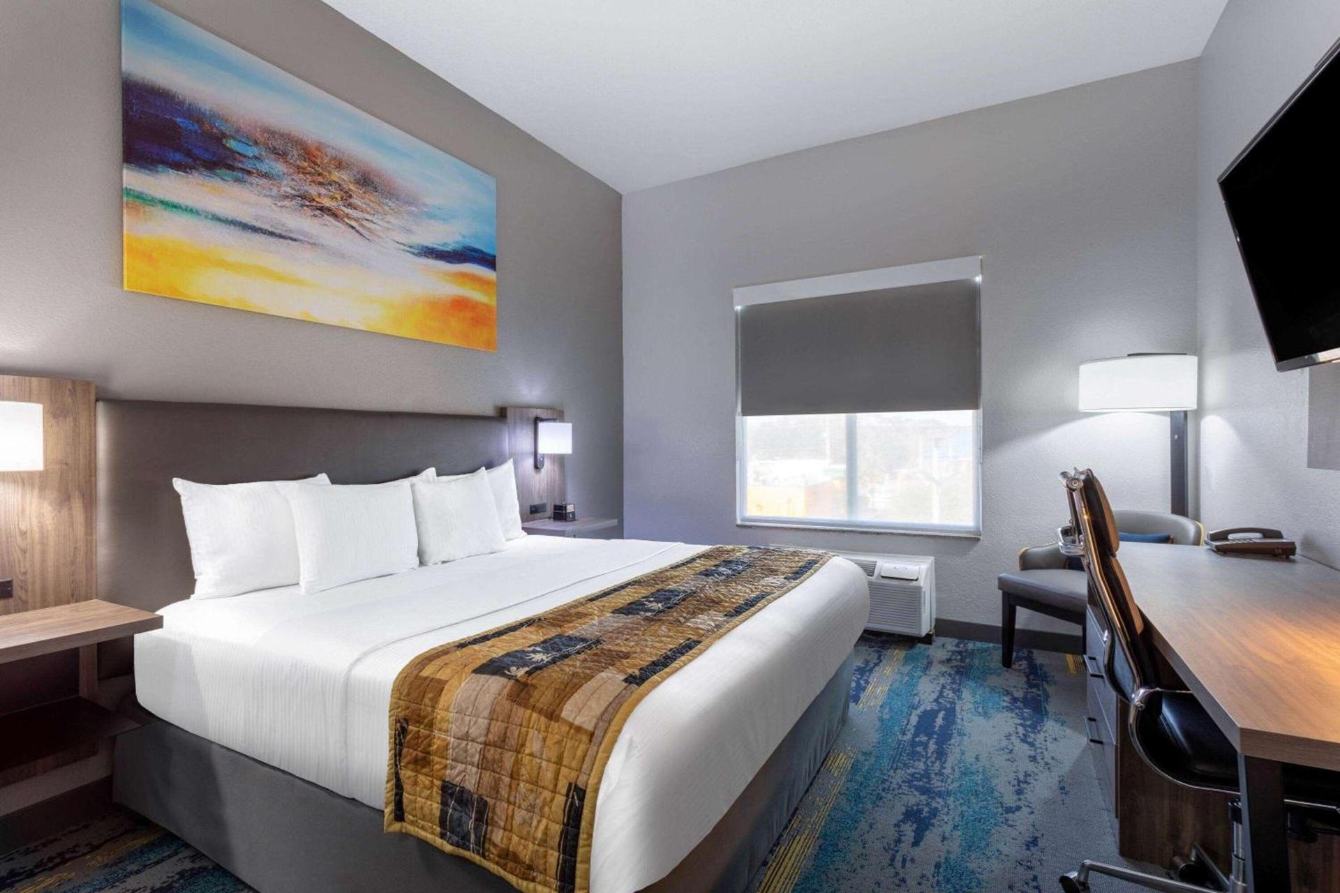 La Quinta by Wyndham Tampa Central photo 42