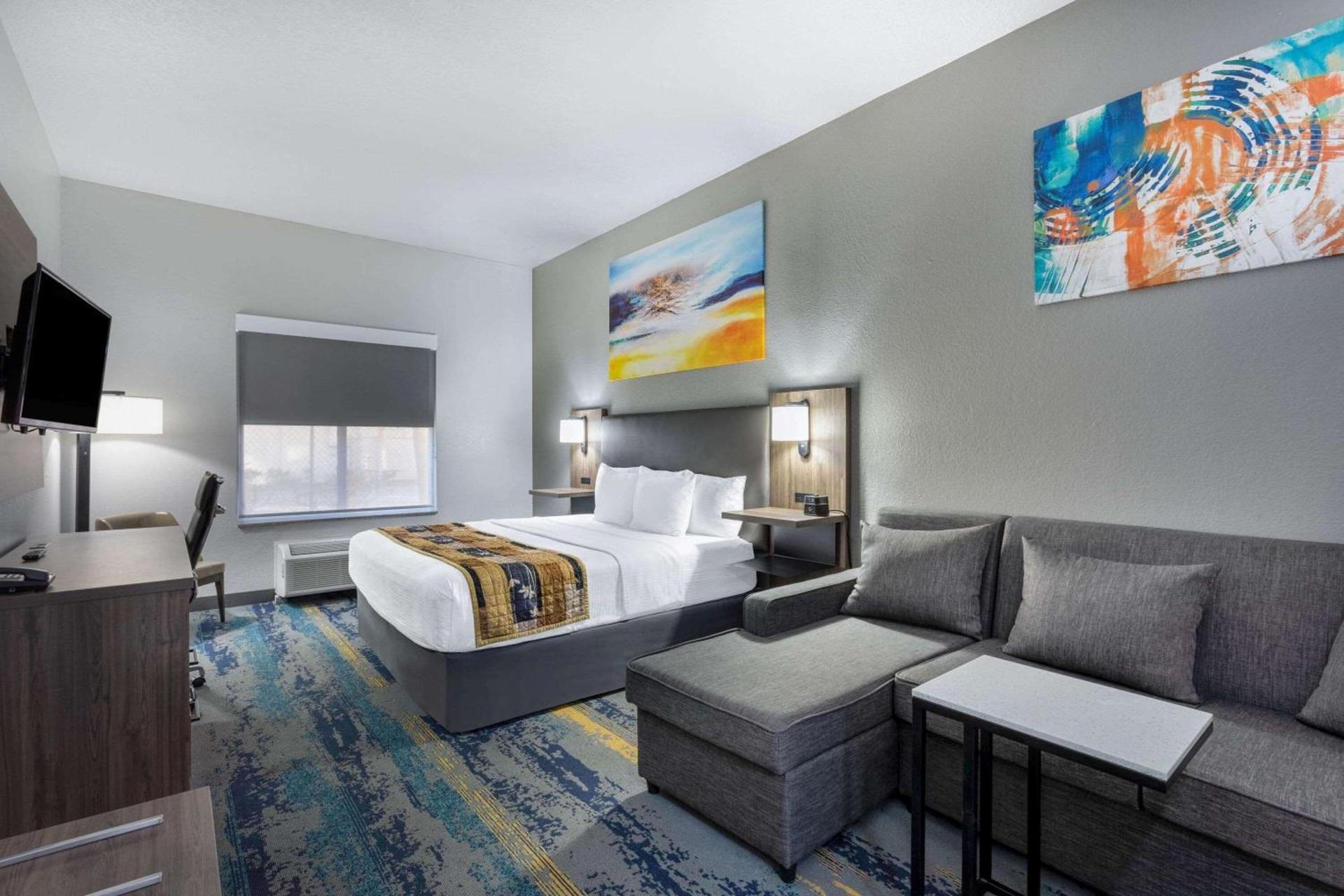 La Quinta by Wyndham Tampa Central photo 50